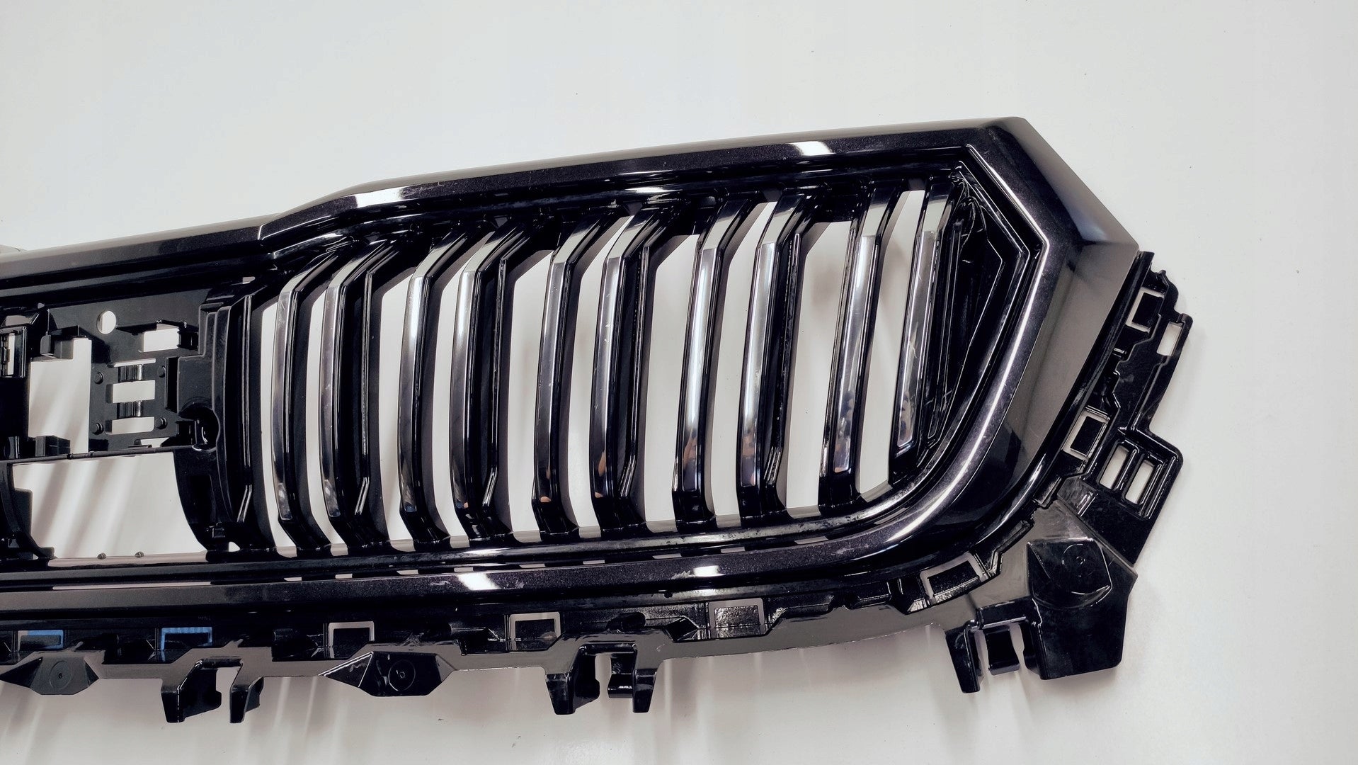 Kühlergrill Skoda KODIAQ FRONTGRILL 565853653K5 Kühlergitter