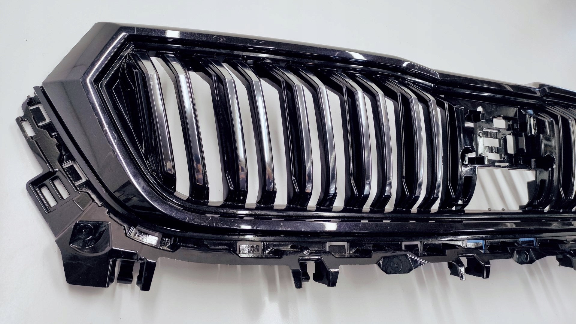 Kühlergrill Skoda KODIAQ FRONTGRILL 565853653K5 Kühlergitter