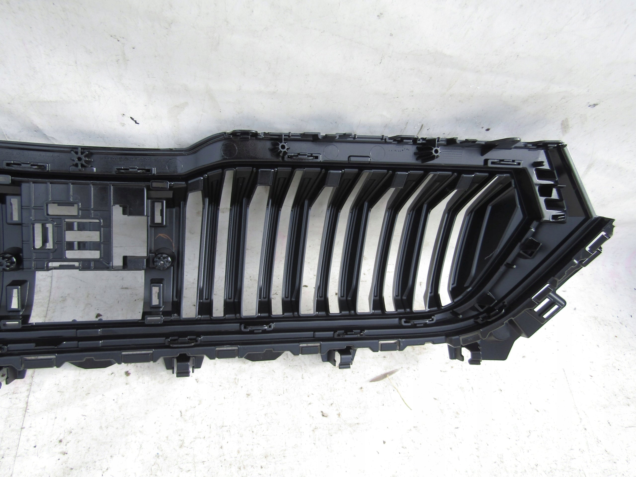 Kühlergrill Skoda KODIAQ FRONTGRILL 565853653R5 Kühlergitter