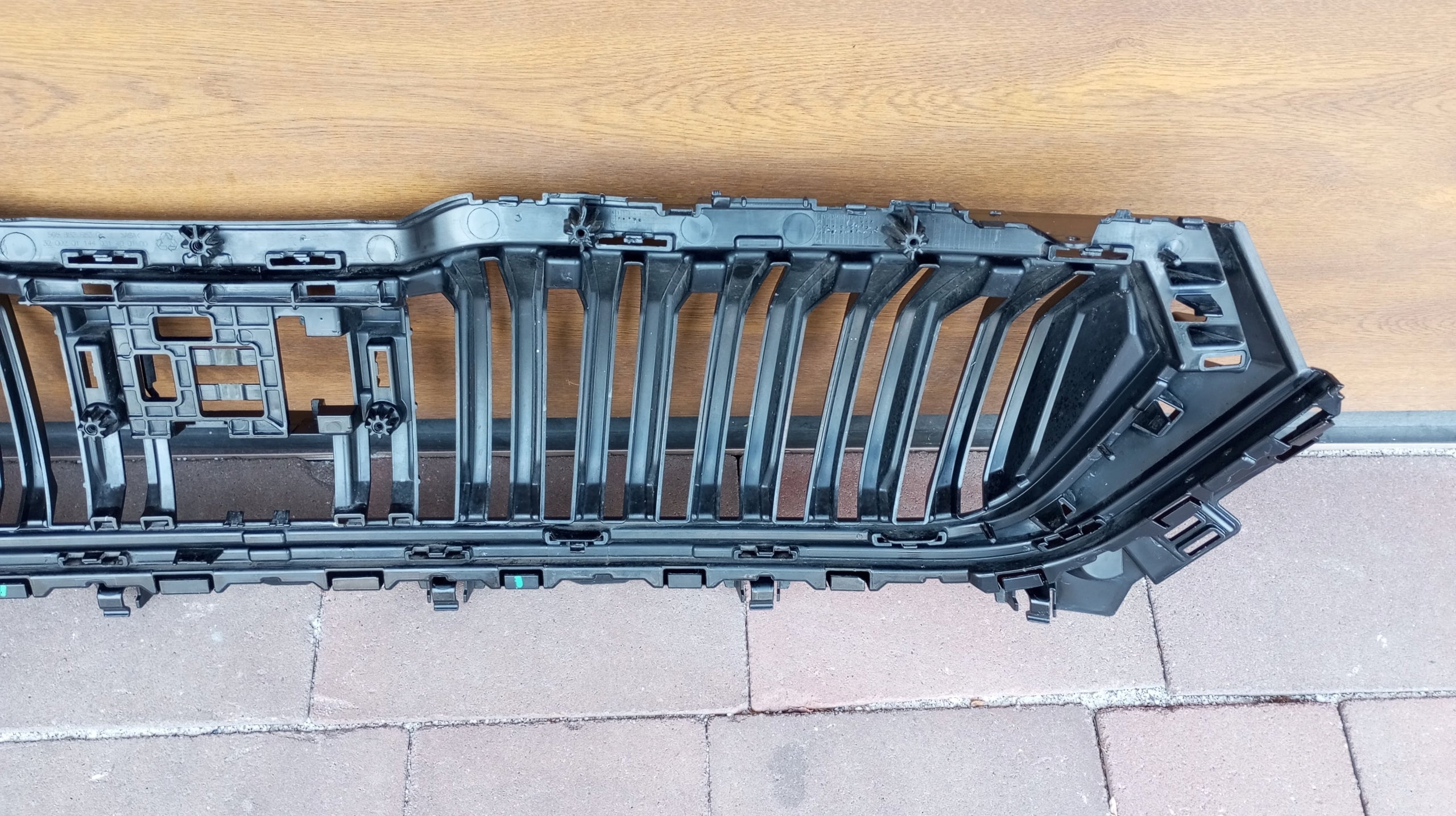 Kühlergrill Skoda KODIAQ FRONTGRILL 565853653C Kühlergitter