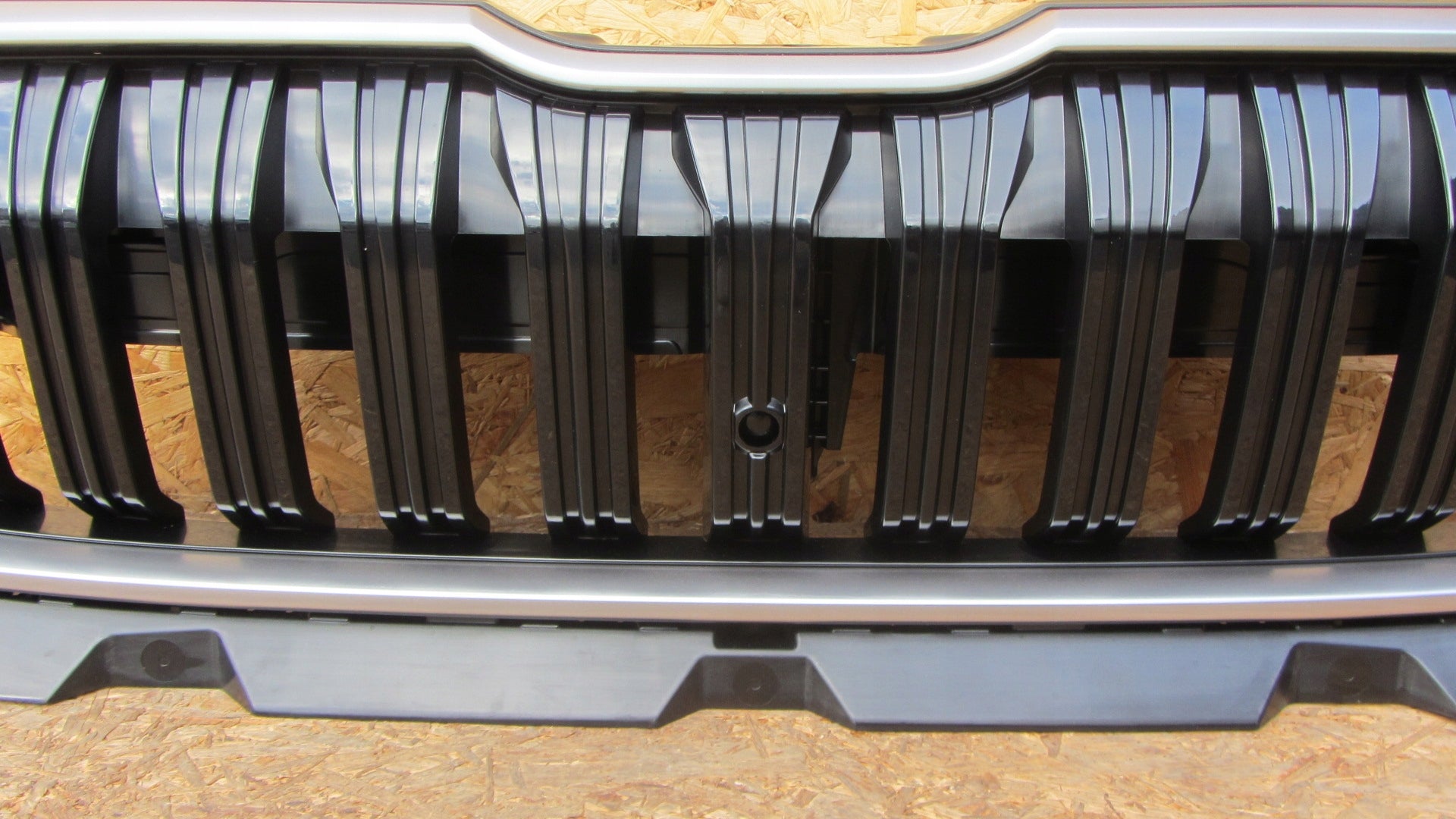 Kühlergrill Skoda KODIAQ II FRONTGRILL Kühlergitter