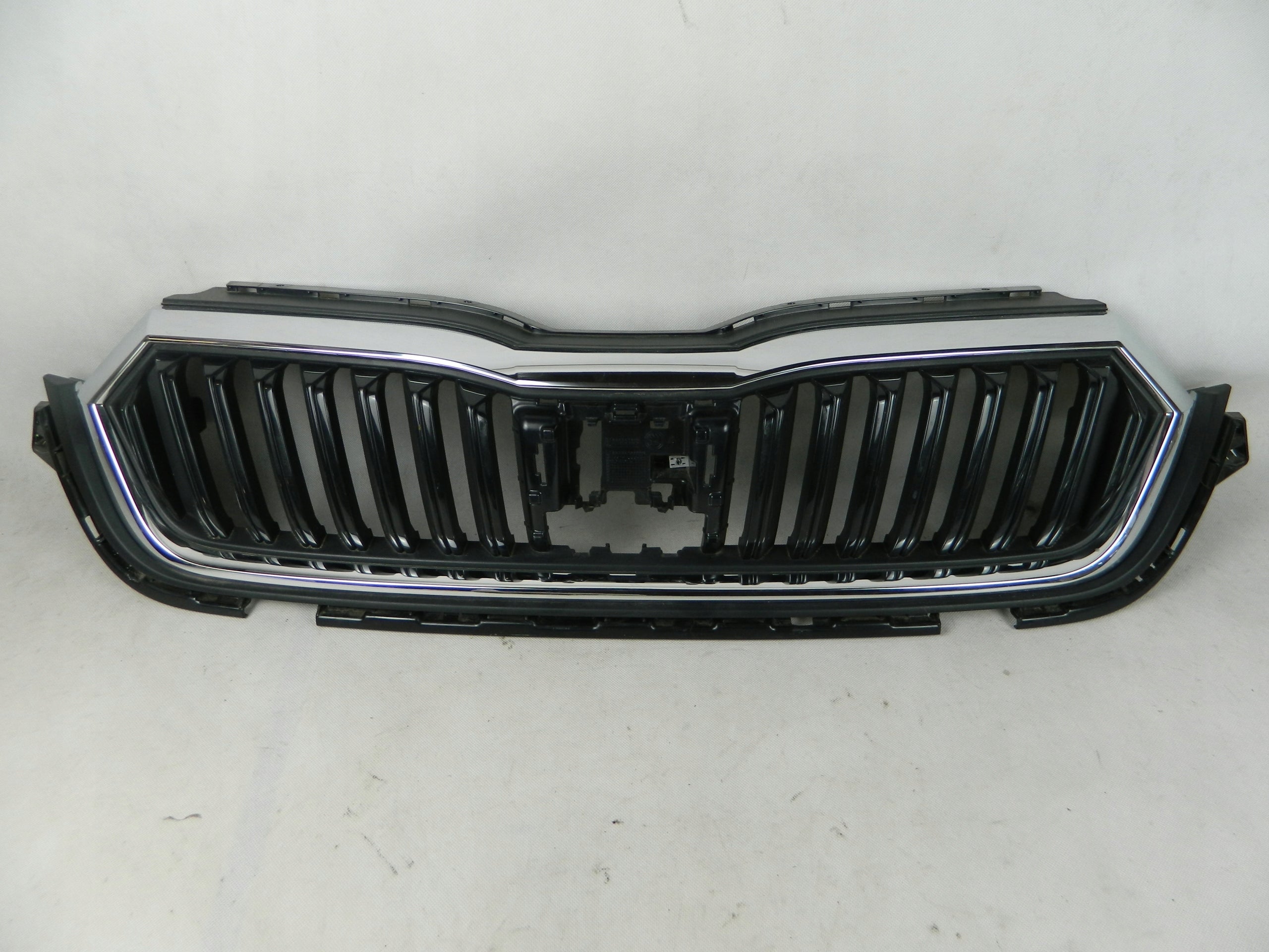 Kühlergrill Skoda OCTAVIA IV FRONTGRILL 5e38077235e Kühlergitter