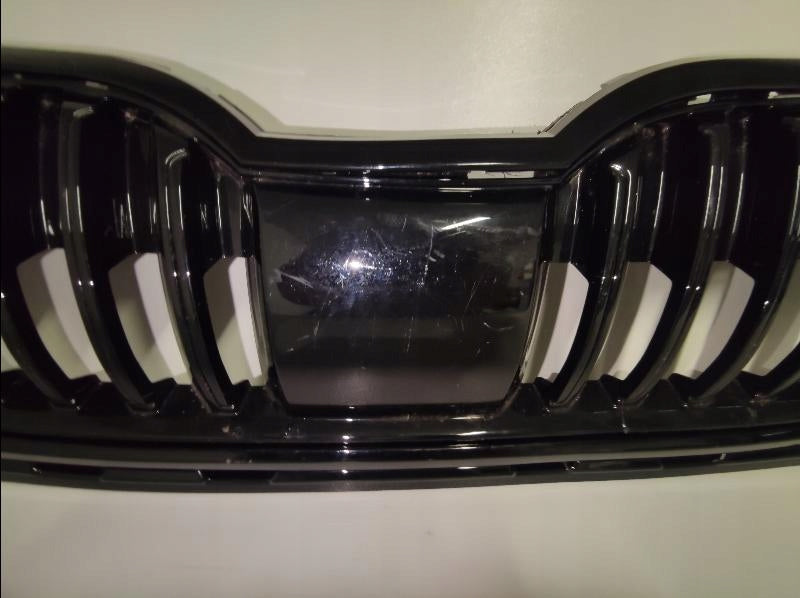 Kühlergrill Skoda OCTAVIA III FRONTGRILL 5E0853653C Kühlergitter