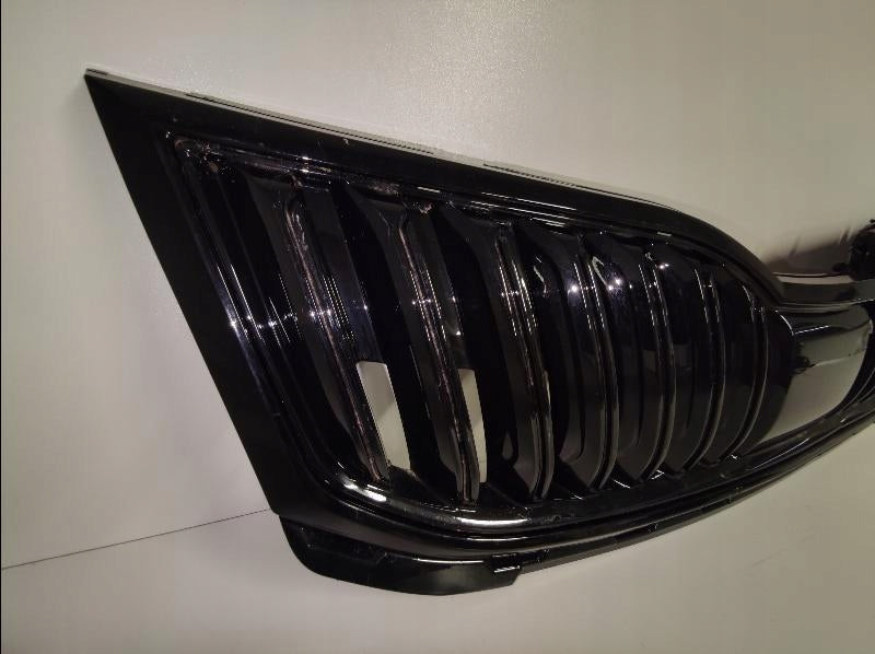 Kühlergrill Skoda OCTAVIA III FRONTGRILL 5E0853653C Kühlergitter