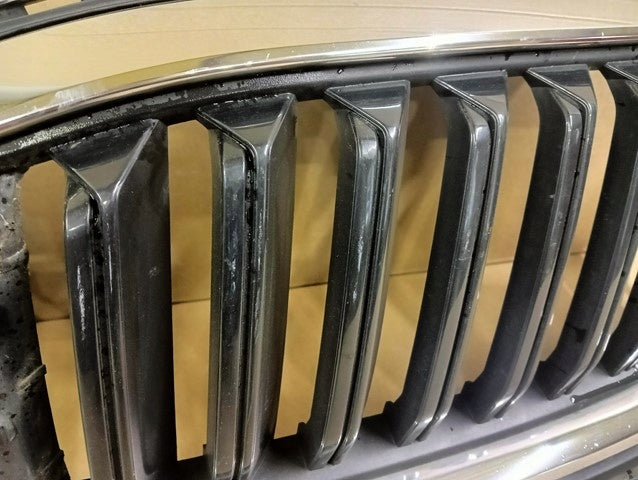 Kühlergrill Skoda OCTAVIA IV FRONTGRILL Kühlergitter