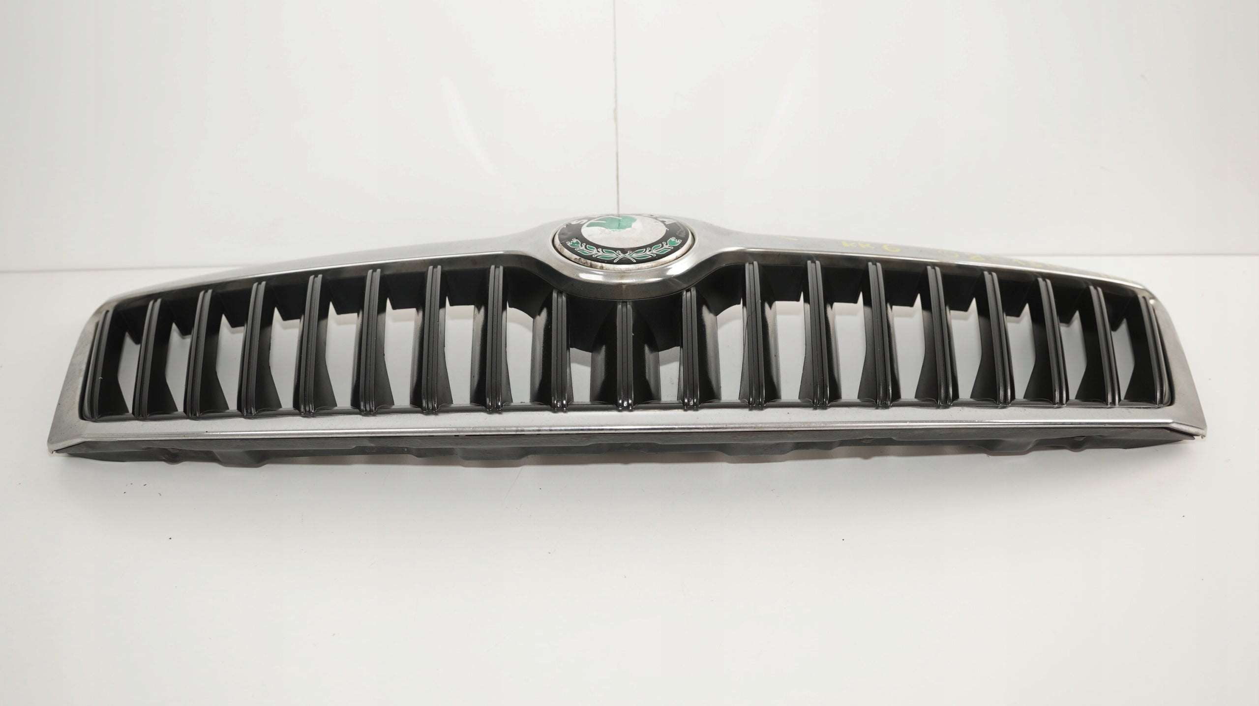 Kühlergrill Skoda OCTAVIA II FRONTGRILL Kühlergitter