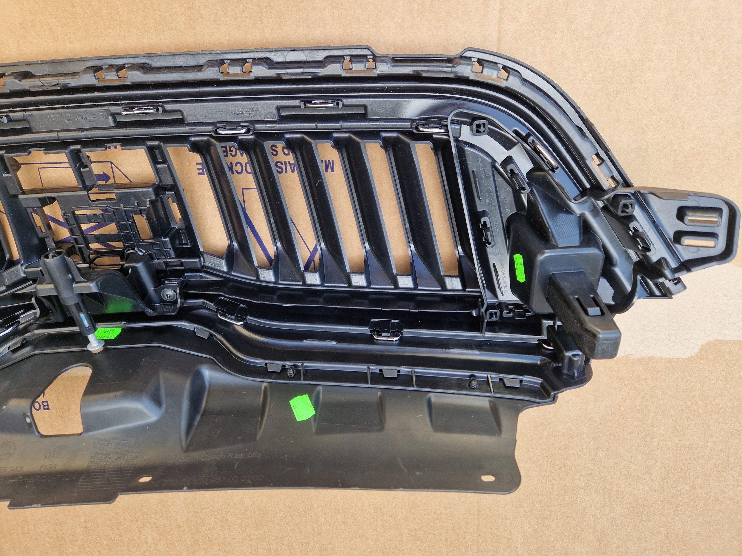 Kühlergrill Skoda SCALA FRONTGRILL 657853653KA Kühlergitter