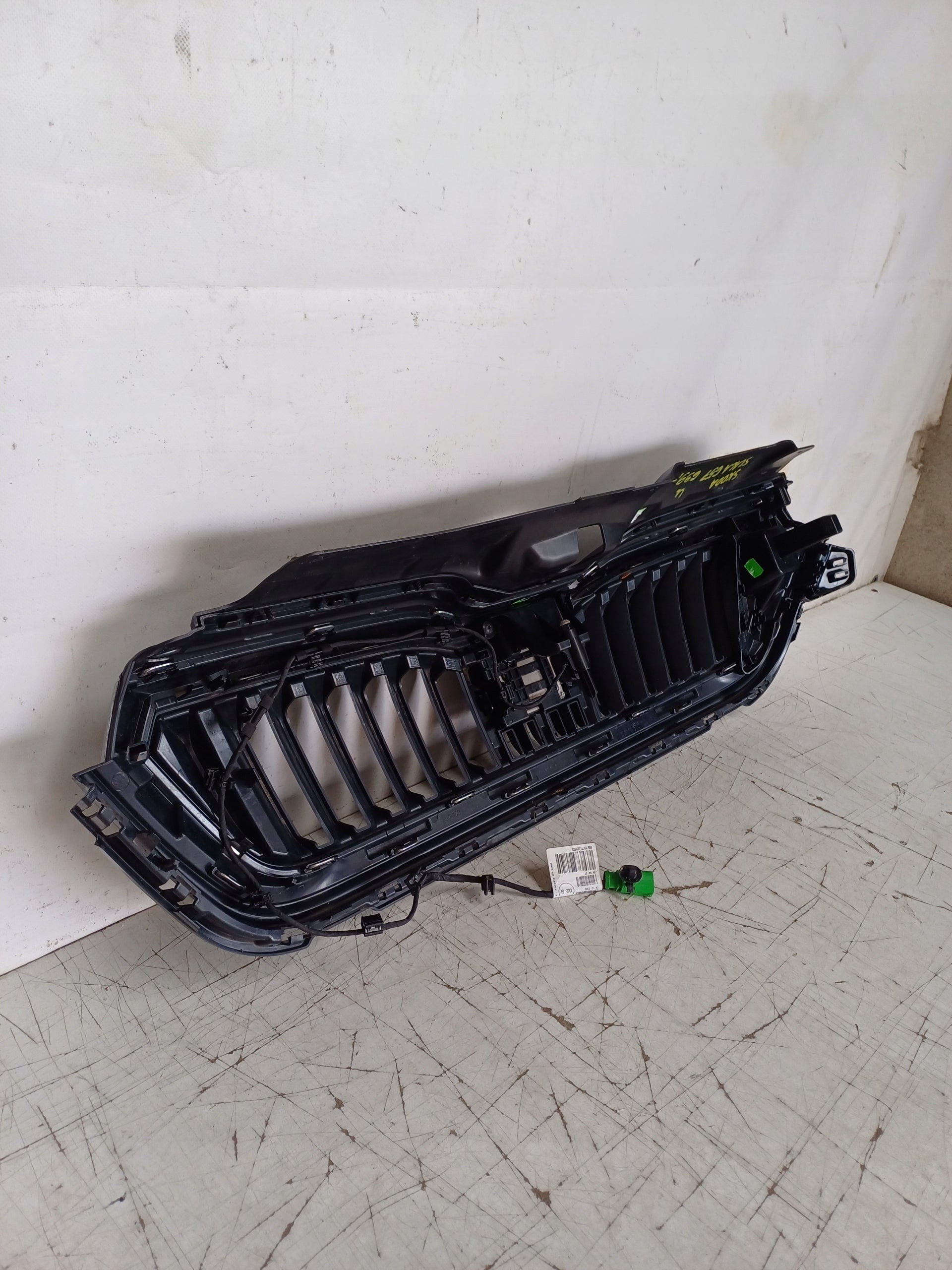 Kühlergrill Skoda SCALA FRONTGRILL 65785365365 Kühlergitter