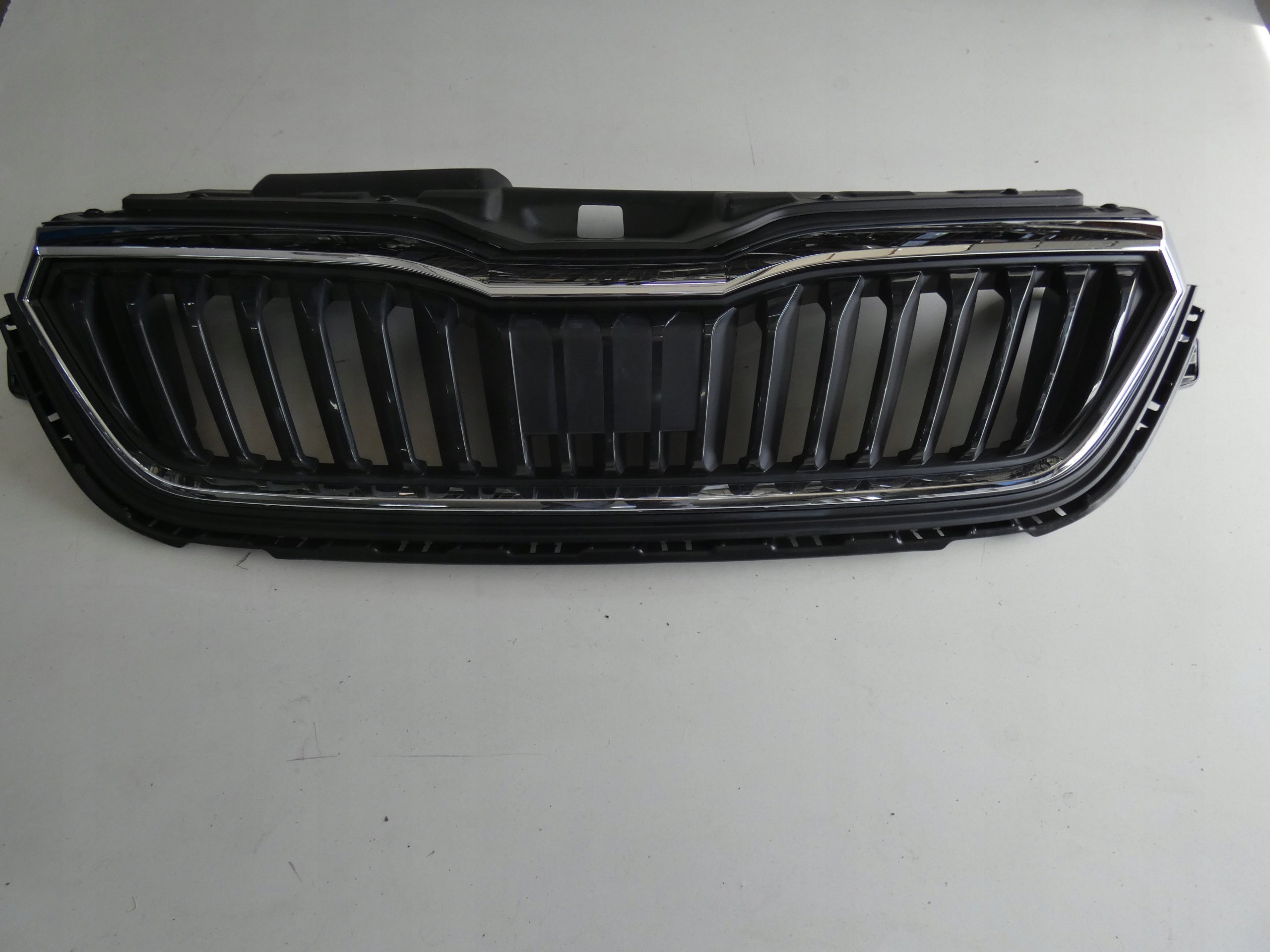  Kühlergrill Skoda SCALA FRONTGRILL Kühlergitter product image