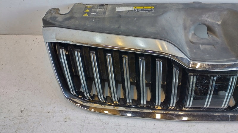 Kühlergrill Skoda SUPERB III FRONTGRILL 3V0853653G Kühlergitter