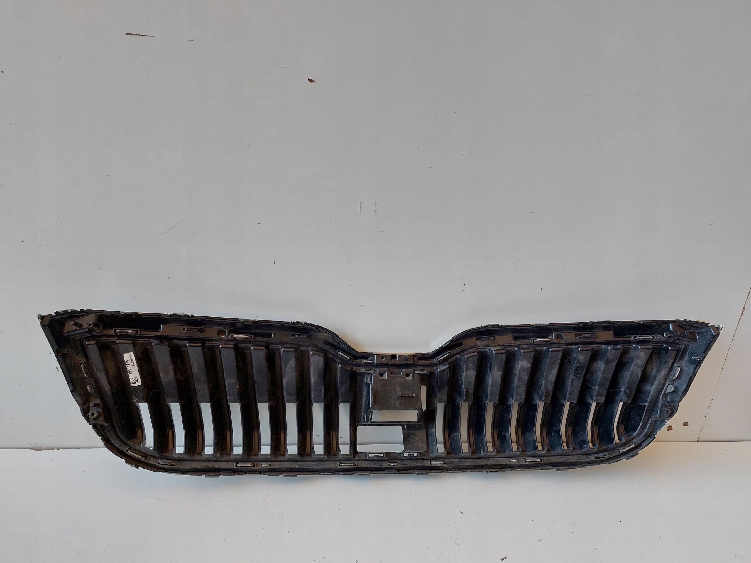 Kühlergrill Skoda SUPERB III 3 SUPERB 3 FRONTGRILL 3V0853653G3 Kühlergitter