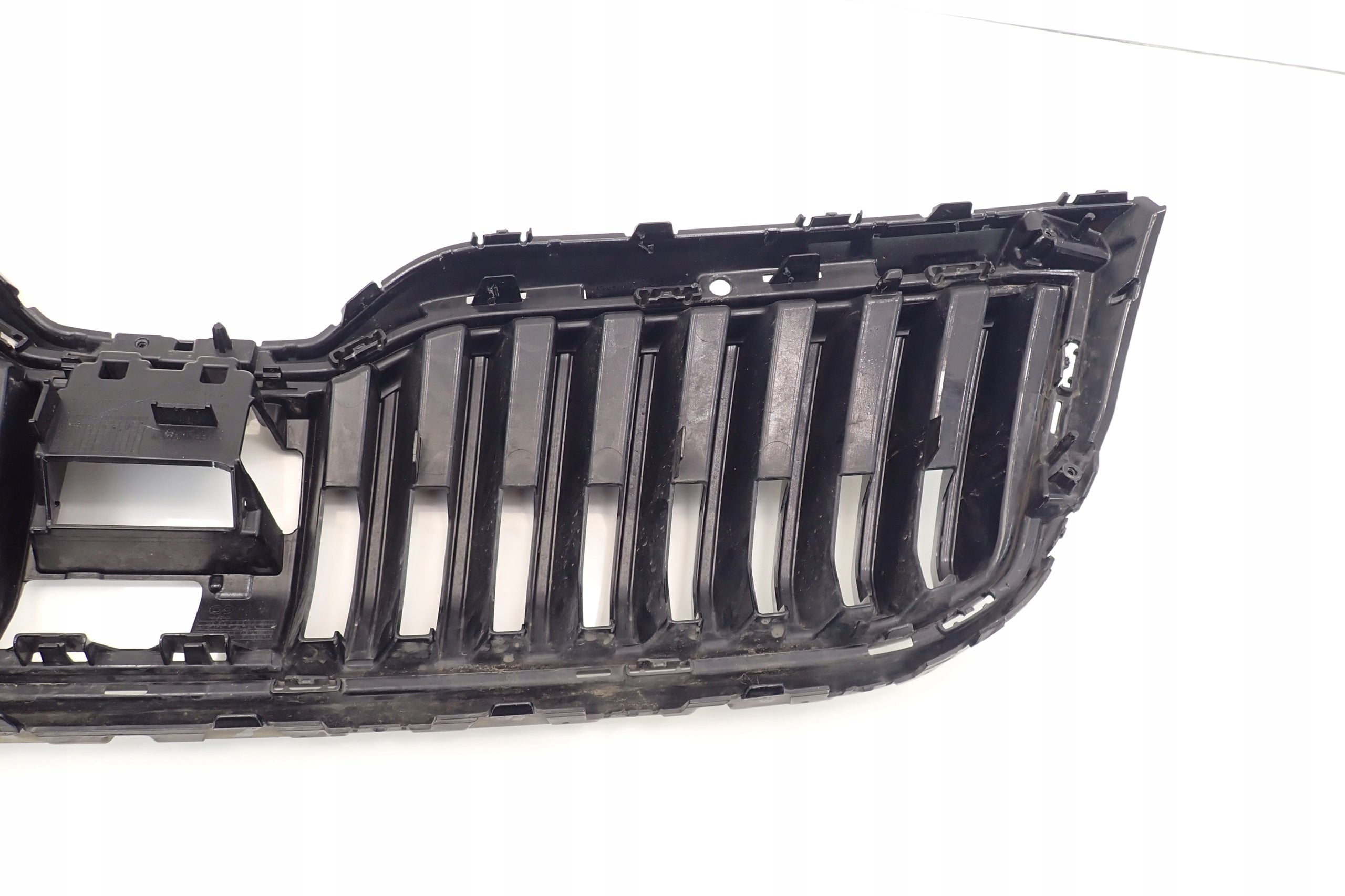 Kühlergrill Skoda SUPERB III FRONTGRILL 3V0853653G3 Kühlergitter