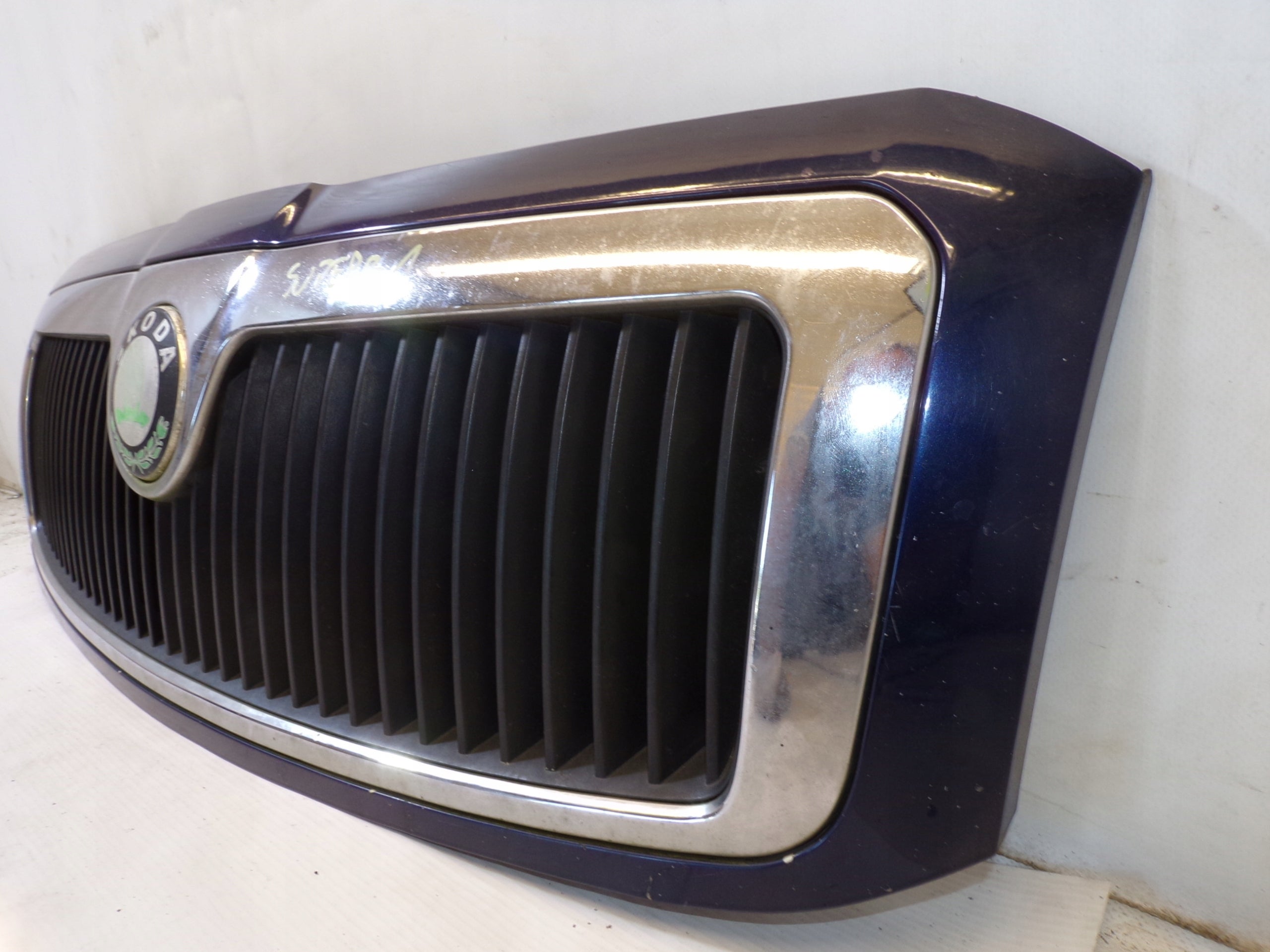 Kühlergrill Skoda SUPERB 1 FRONTGRILL Kühlergitter