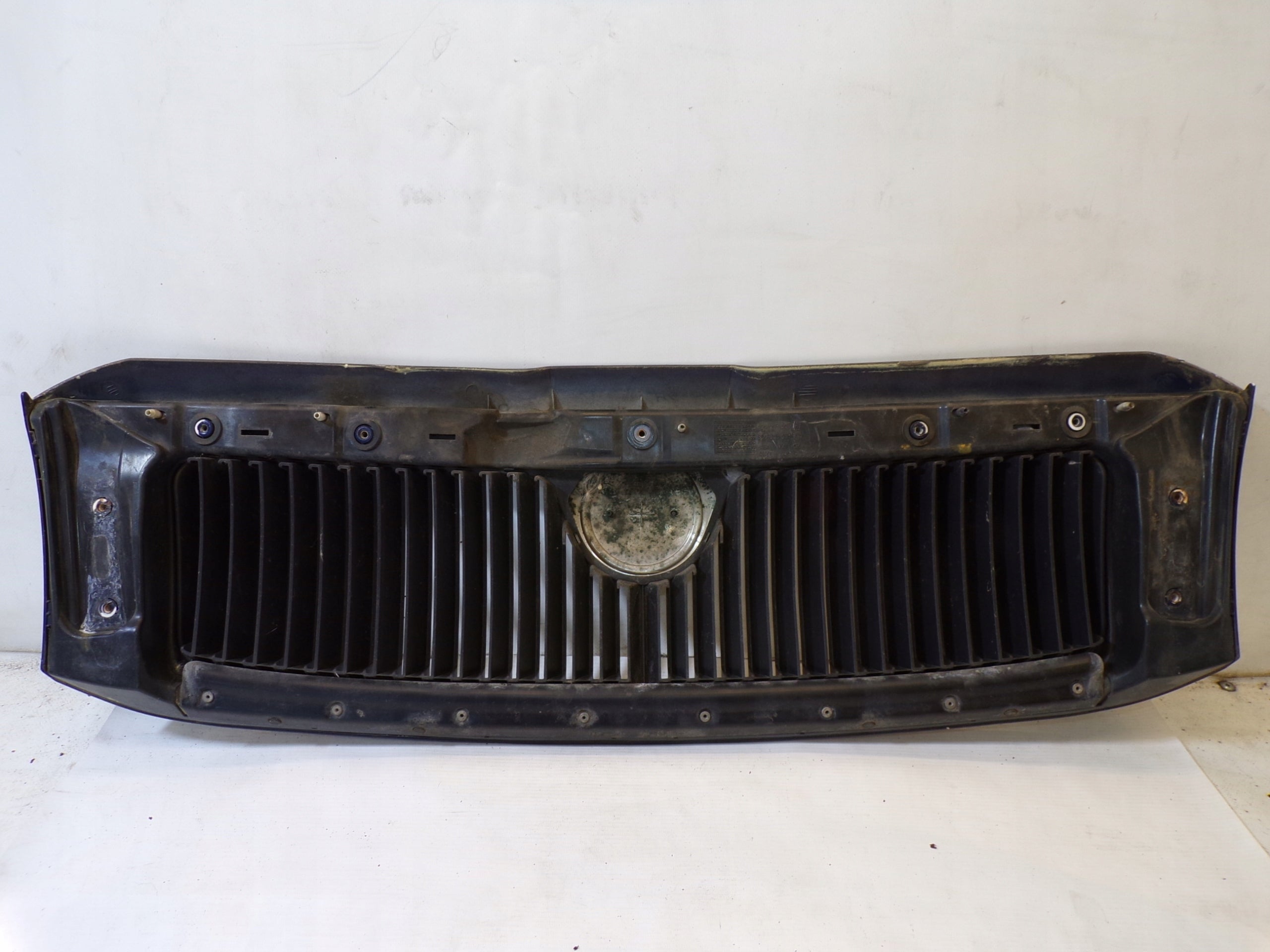 Kühlergrill Skoda SUPERB 1 FRONTGRILL Kühlergitter