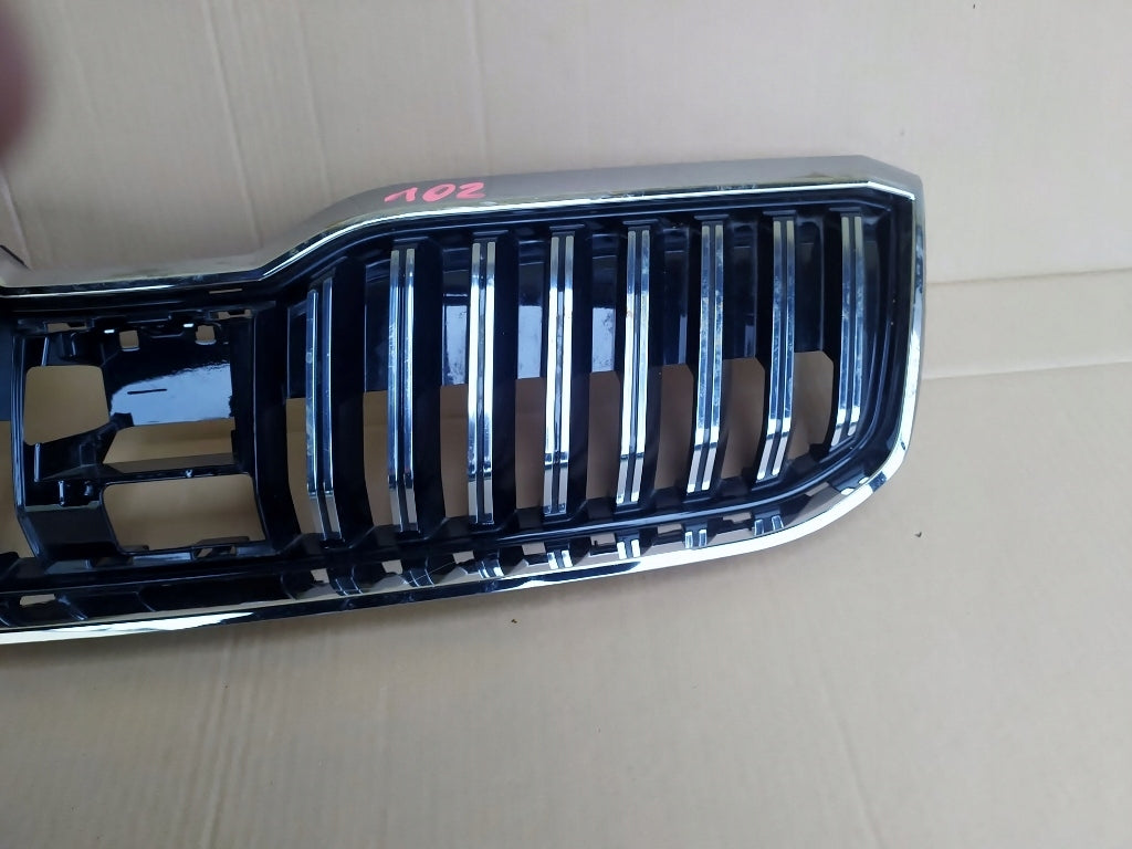 Kühlergrill Skoda SUPERB III FRONTGRILL Kühlergitter