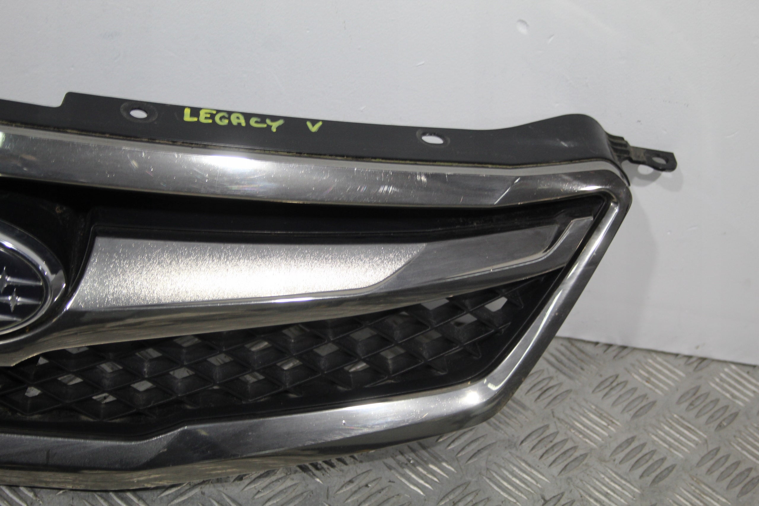 Kühlergrill Subaru LEGACY FRONTGRILL Kühlergitter