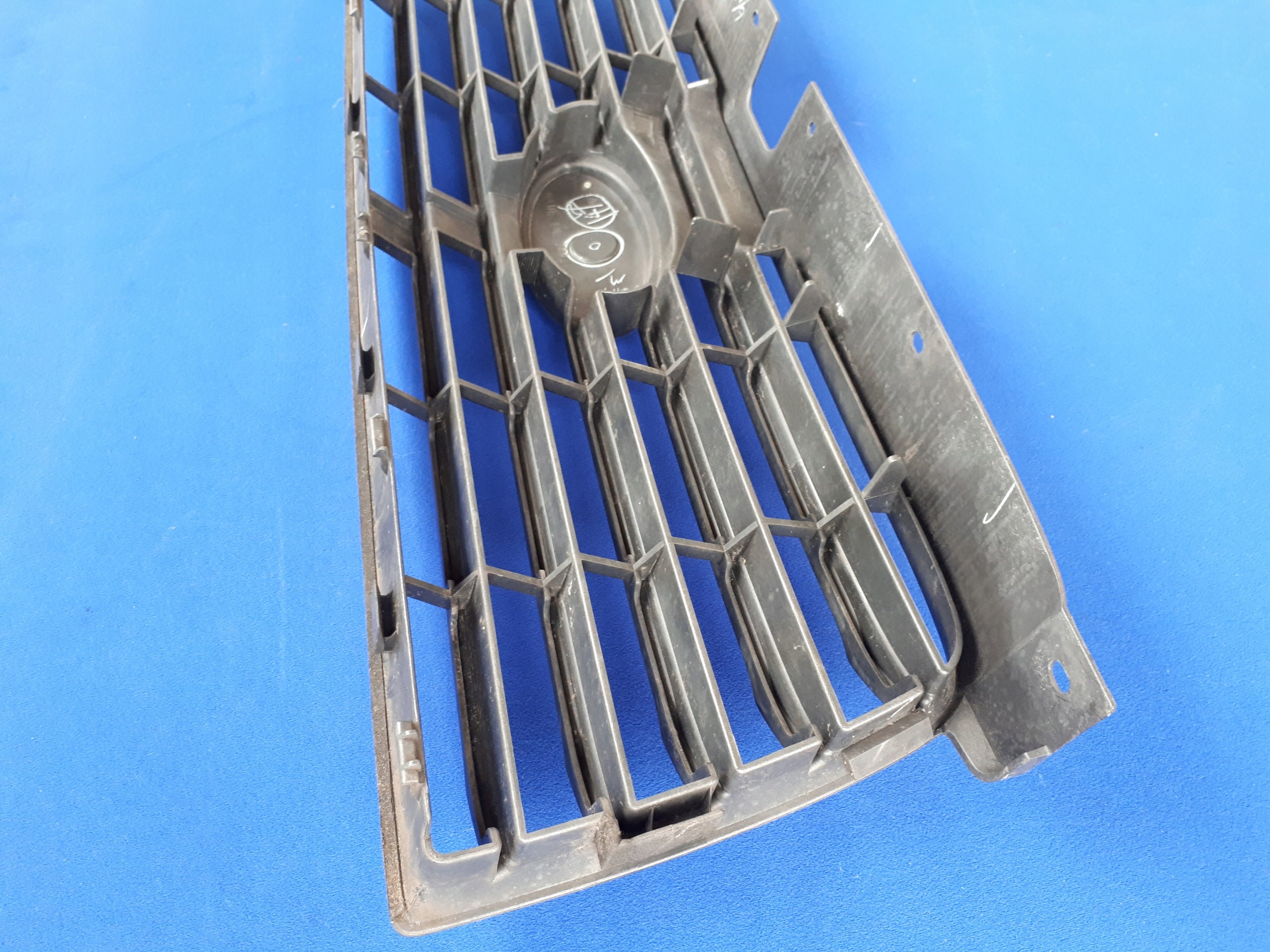 Kühlergrill Subaru FORESTER FRONTGRILL 2005200805 Kühlergitter