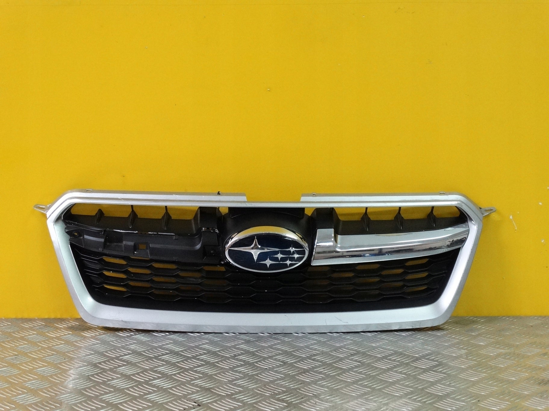  Kühlergrill Subaru IMPREZA 2 FRONTGRILL Kühlergitter product image