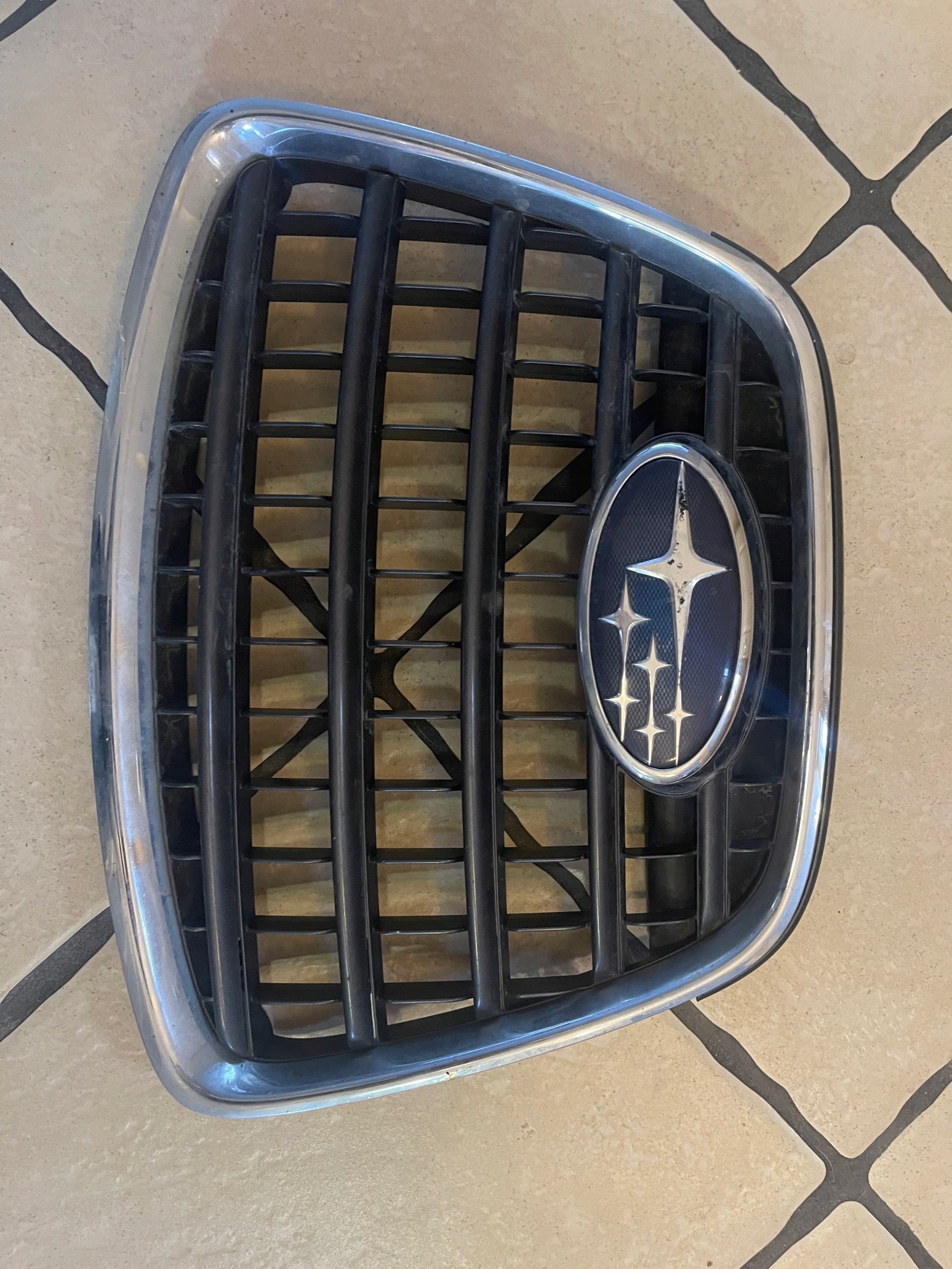 Kühlergrill Subaru TRIBECA FRONTGRILL Kühlergitter