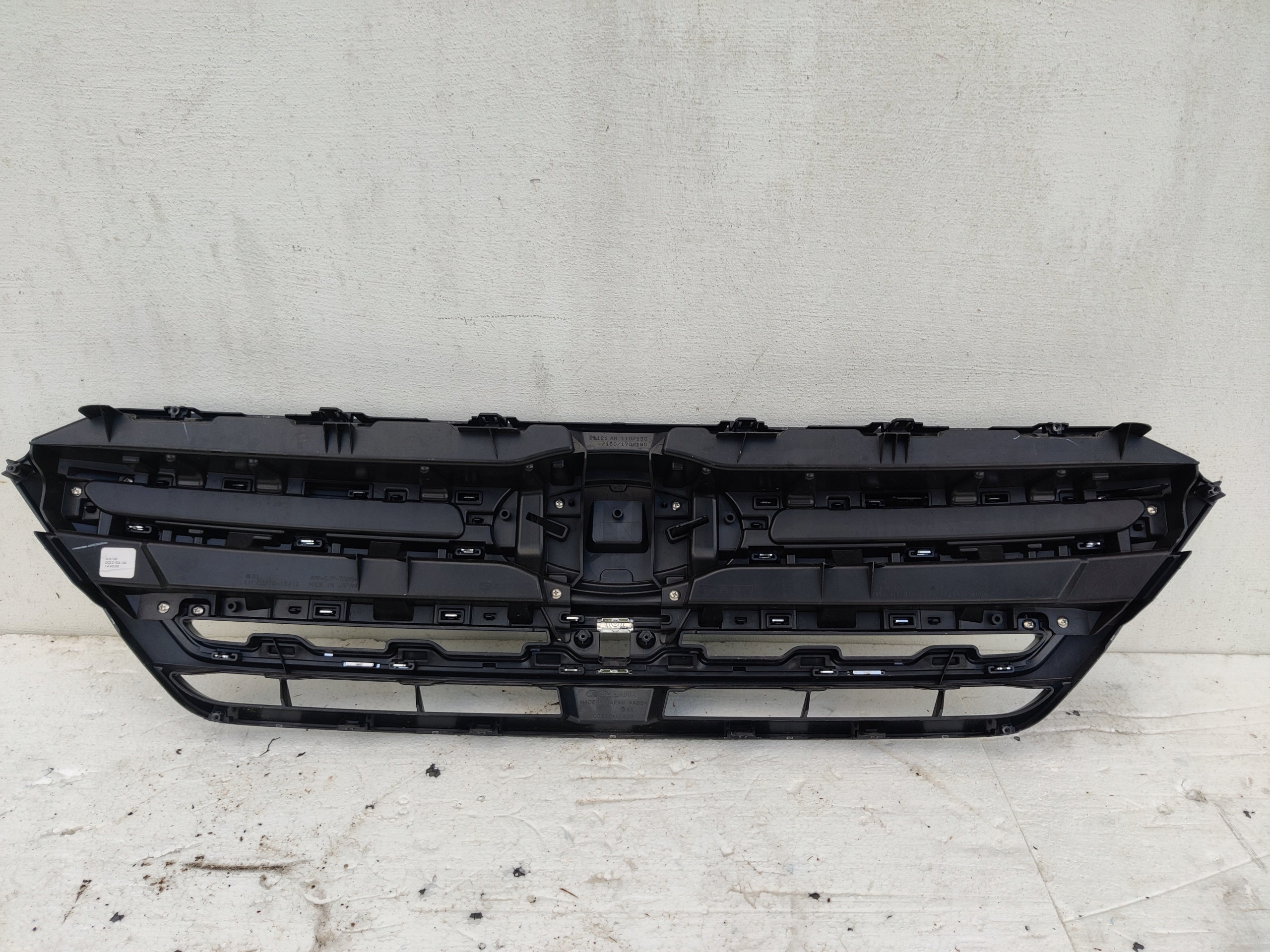 Kühlergrill Subaru OUTBACK 6 FRONTGRILL Kühlergitter