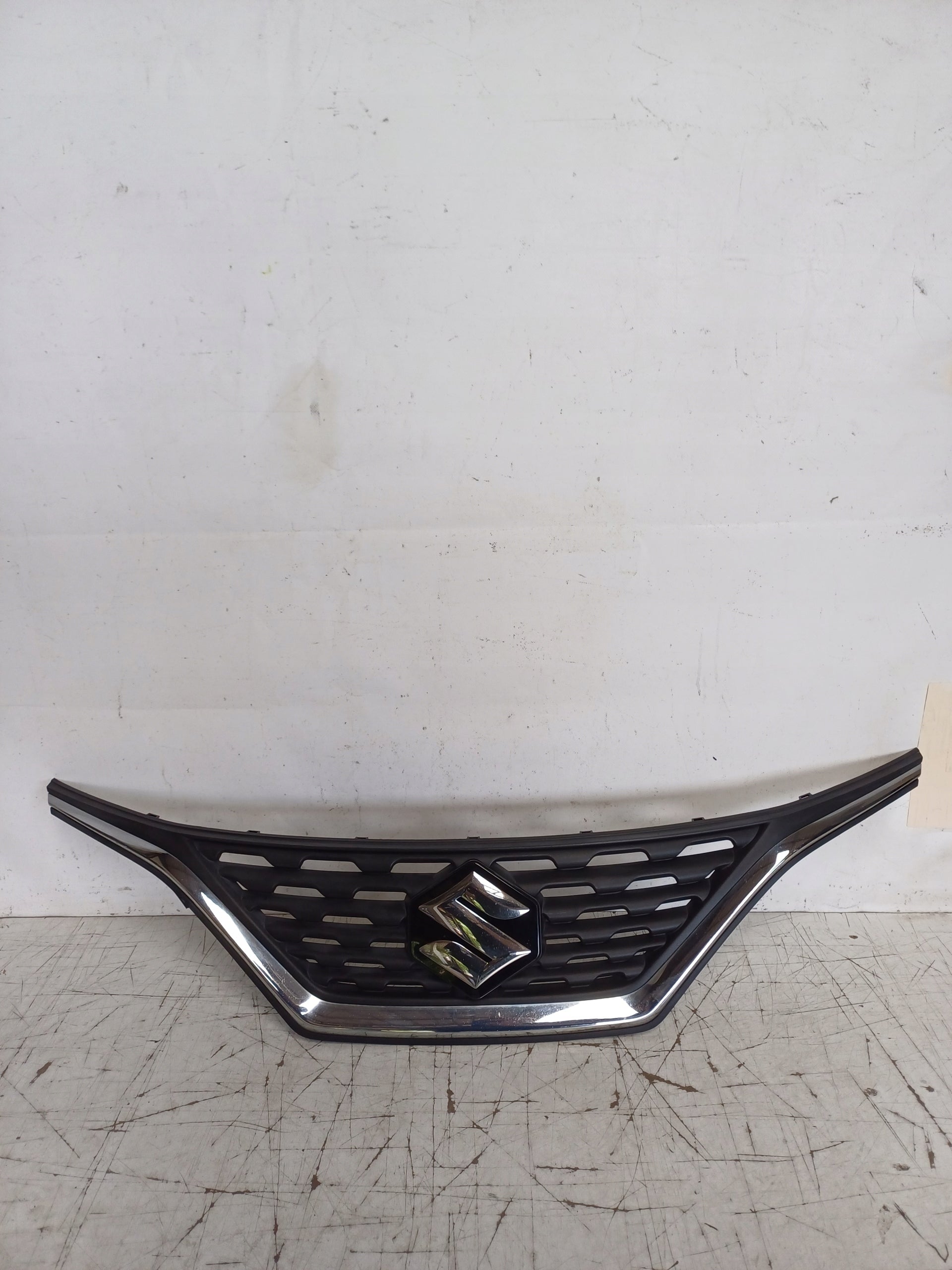 Kühlergrill Suzuki BALENO FRONTGRILL 7174368P0 Kühlergitter