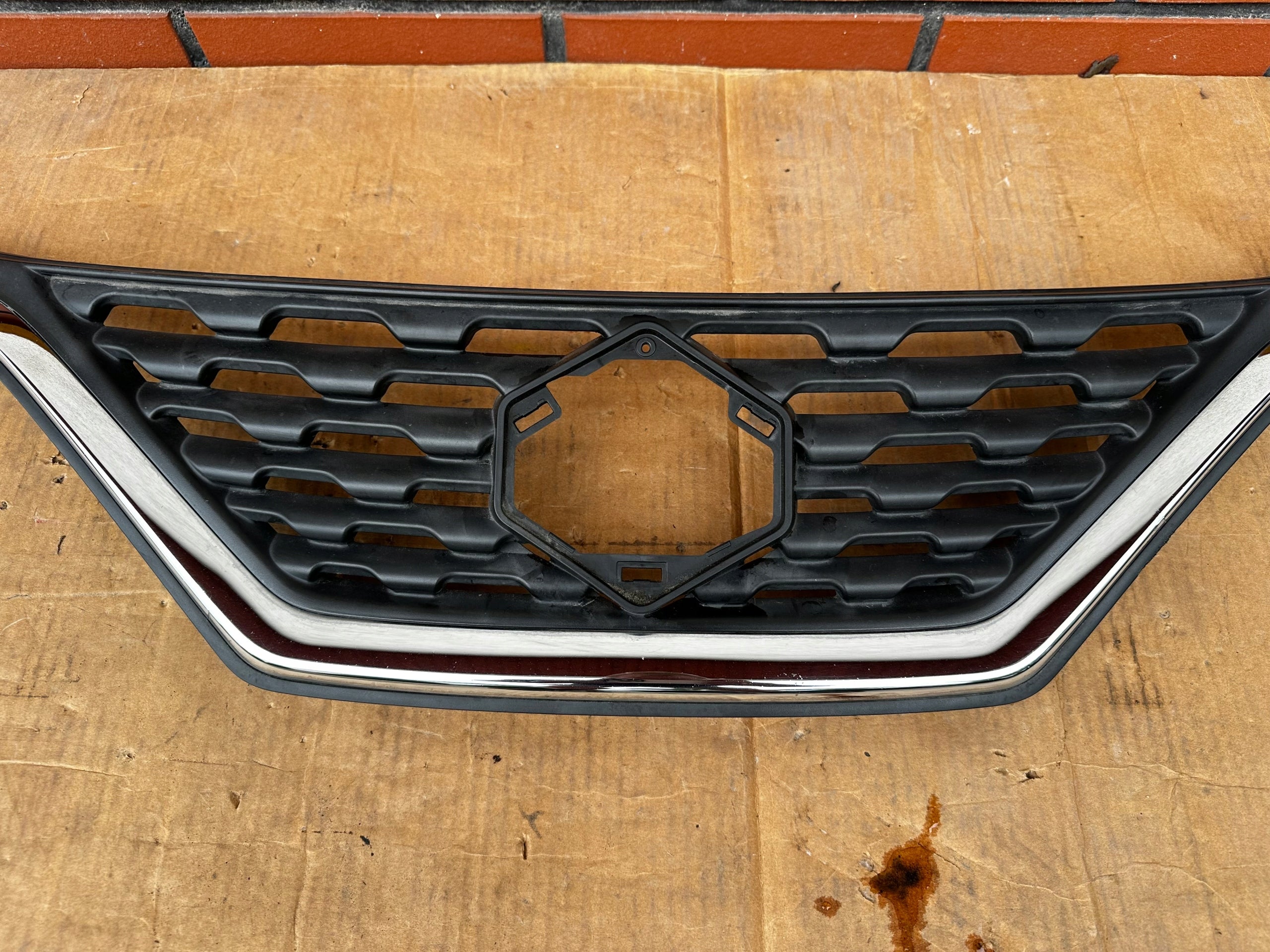 Kühlergrill Suzuki BALENO FRONTGRILL Kühlergitter