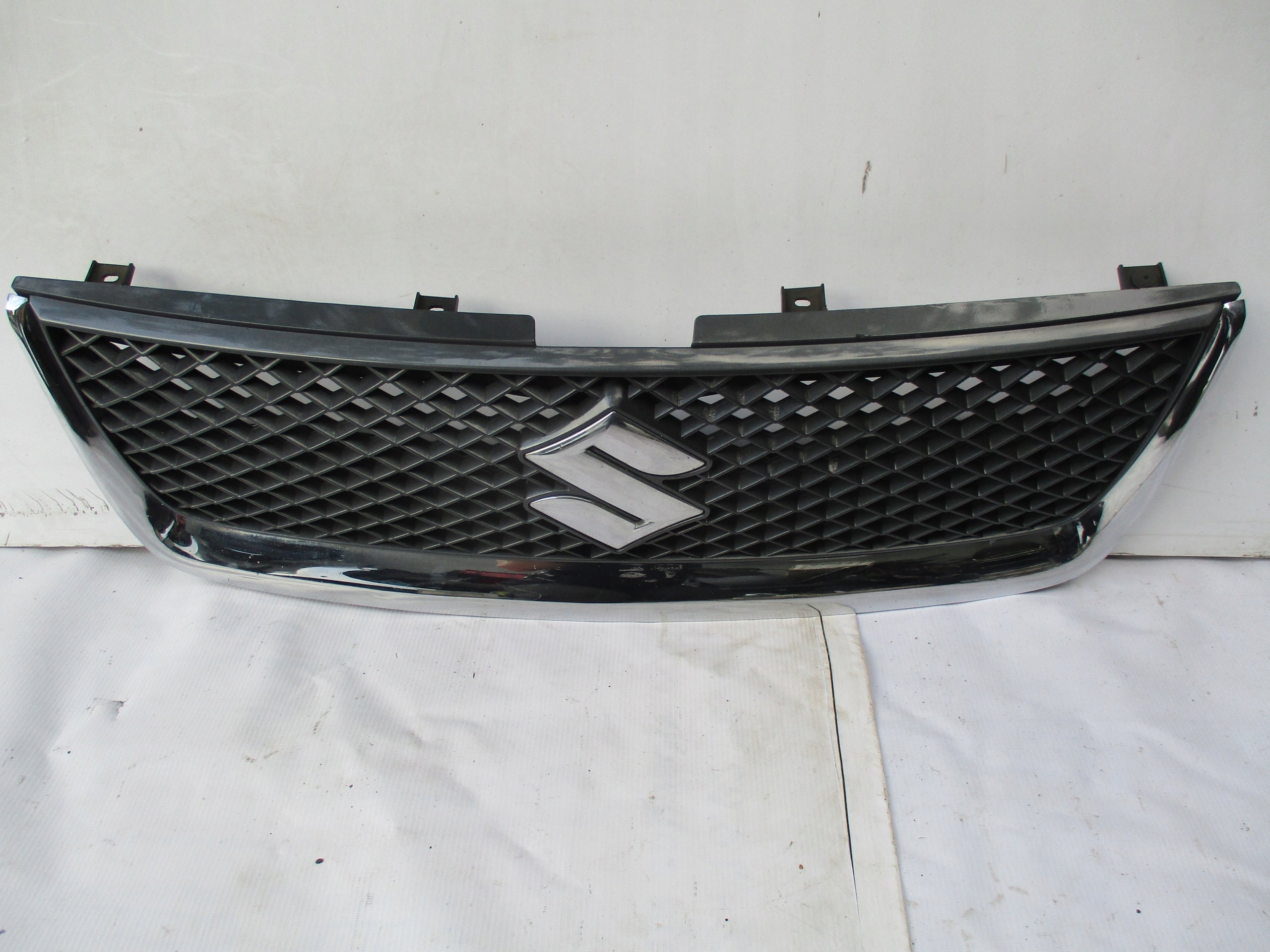 Kühlergrill Suzuki GRAND VITARA FRONTGRILL Kühlergitter