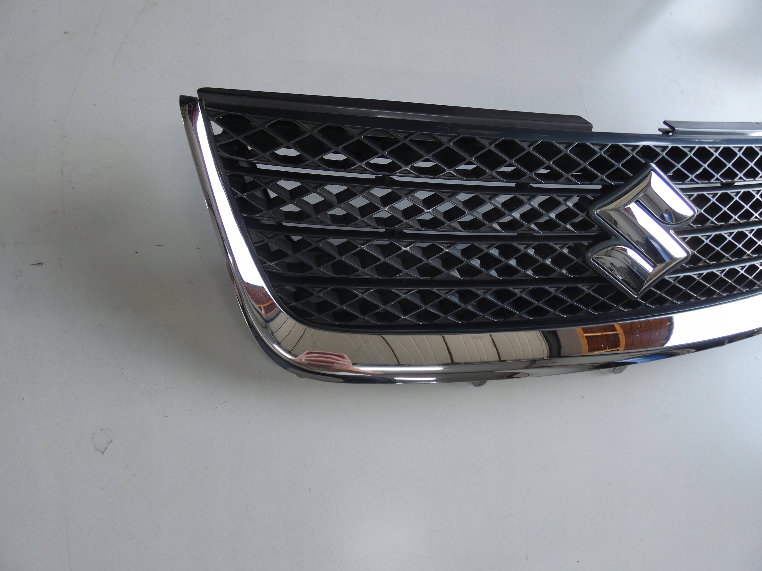 Kühlergrill Suzuki GRAND VITARA FRONTGRILL Kühlergitter