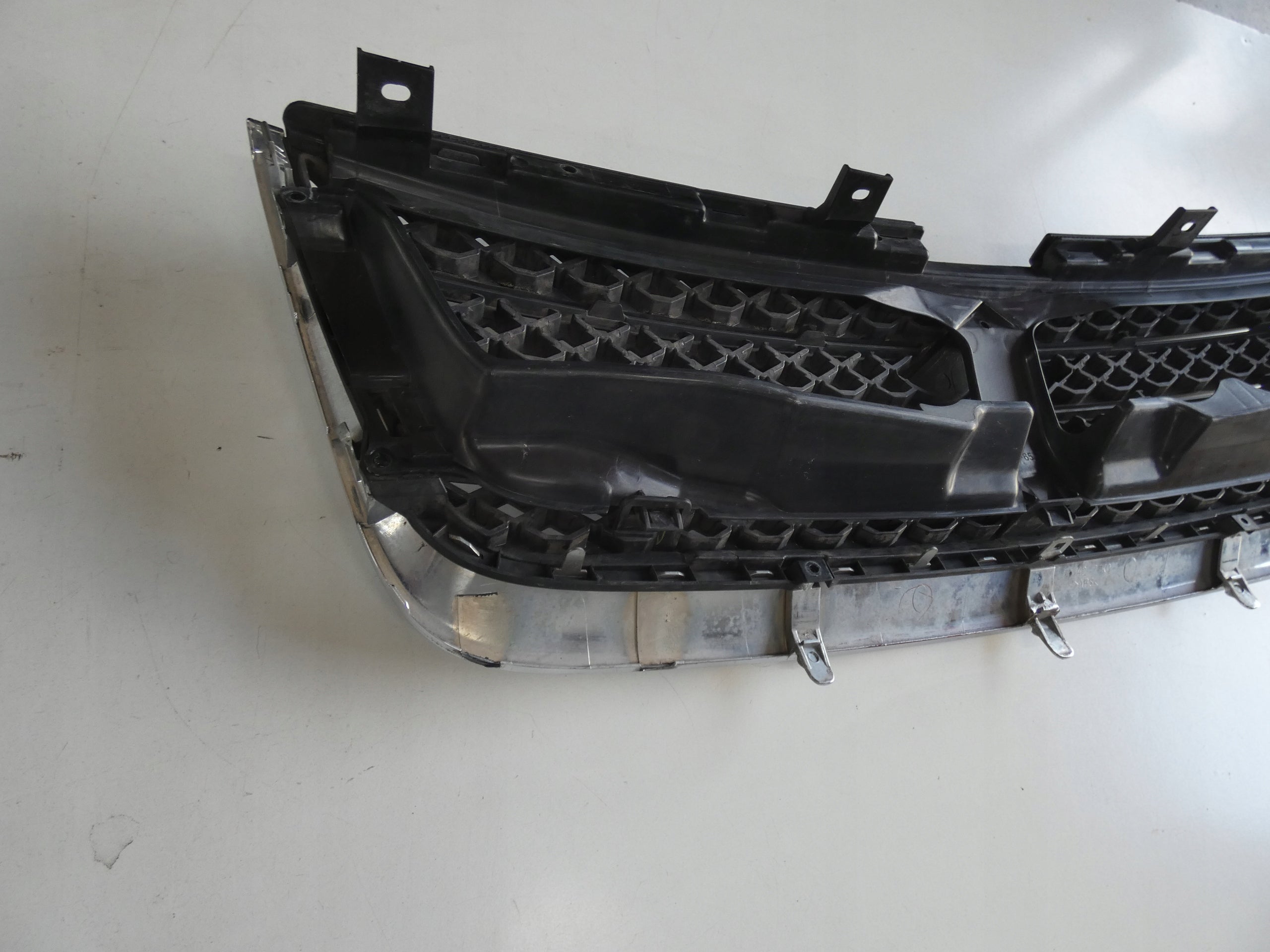 Kühlergrill Suzuki GRAND VITARA FRONTGRILL Kühlergitter