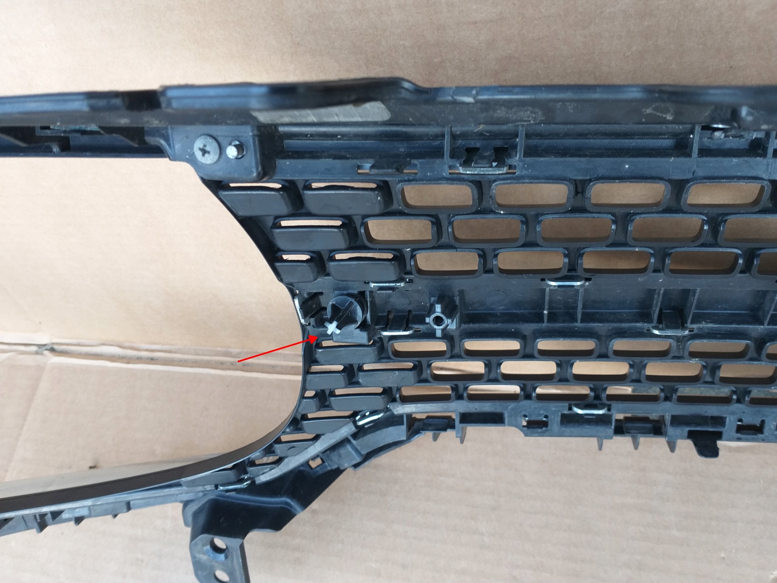 Kühlergrill Suzuki I IGNIS FRONTGRILL 7211162R13 Kühlergitter