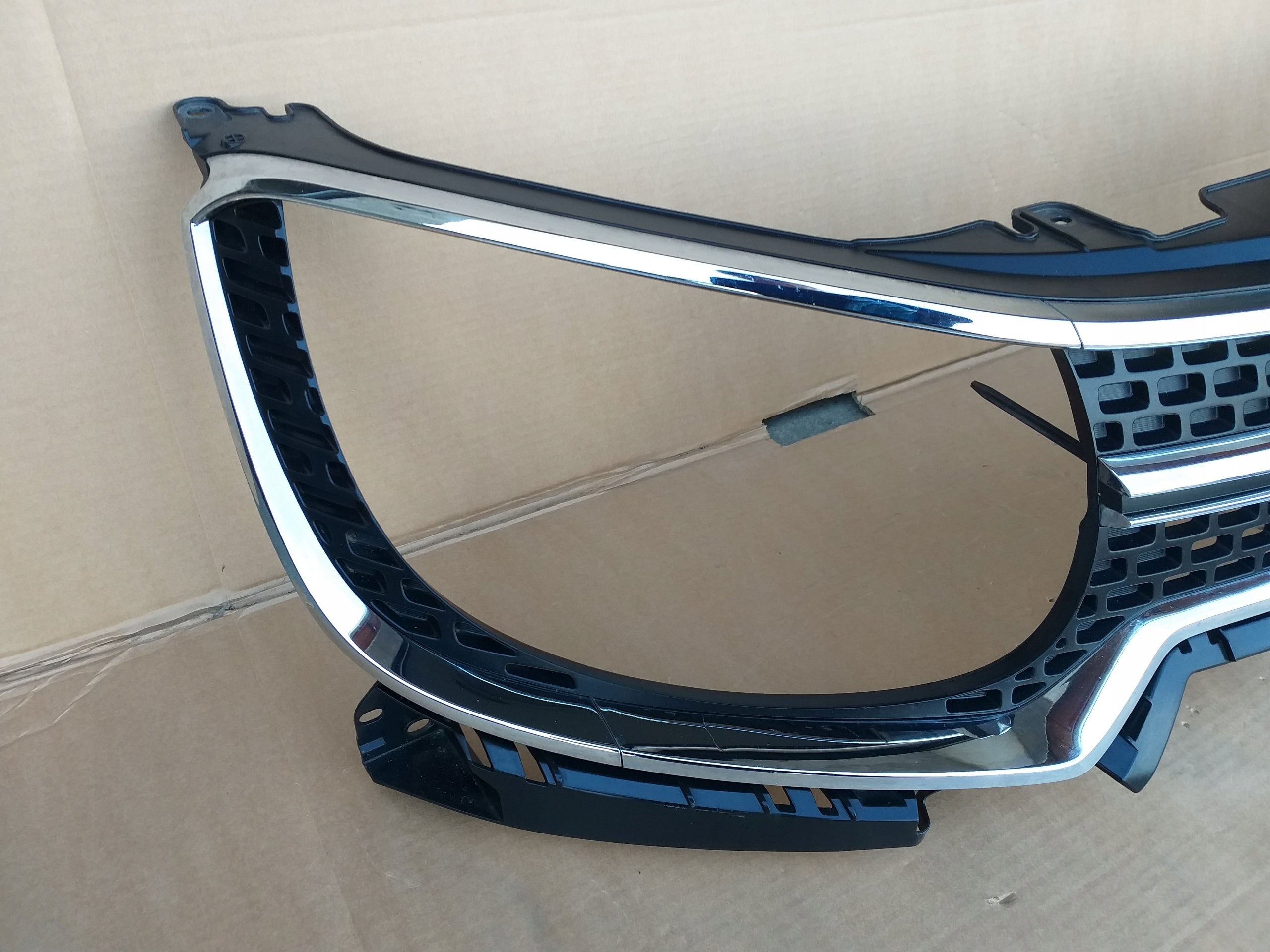 Kühlergrill Suzuki I IGNIS FRONTGRILL 7211162R13 Kühlergitter