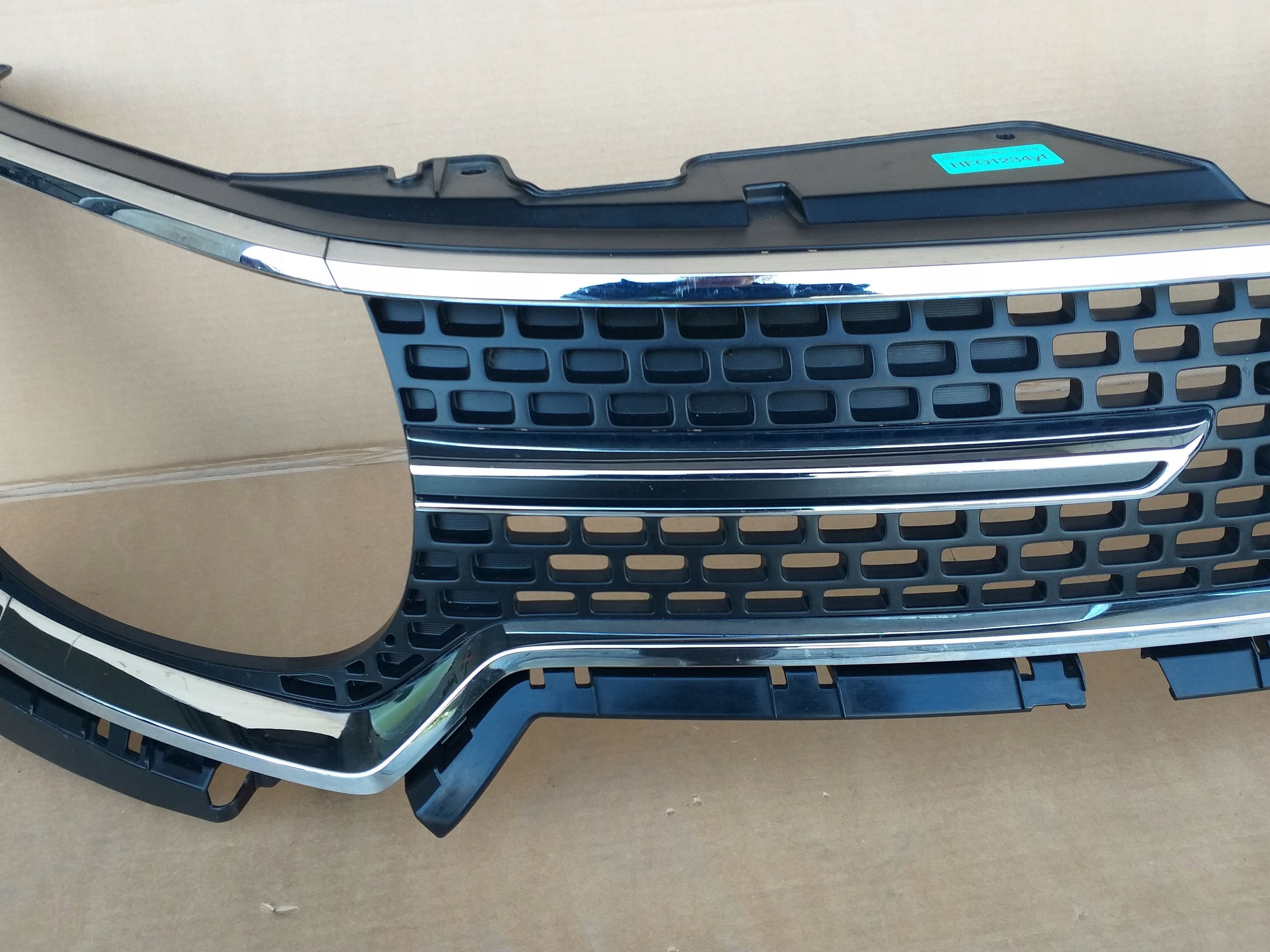 Kühlergrill Suzuki I IGNIS FRONTGRILL 7211162R13 Kühlergitter