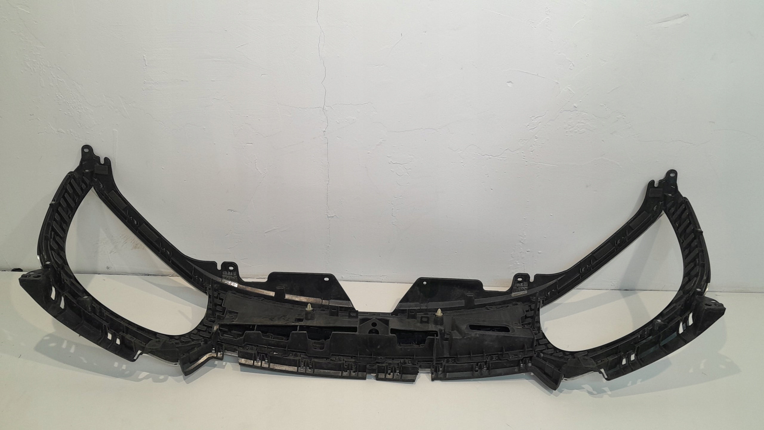 Suzuki IGNIS 3 III I IGNIS IGNIS III FRONTGRILL 7211162r72