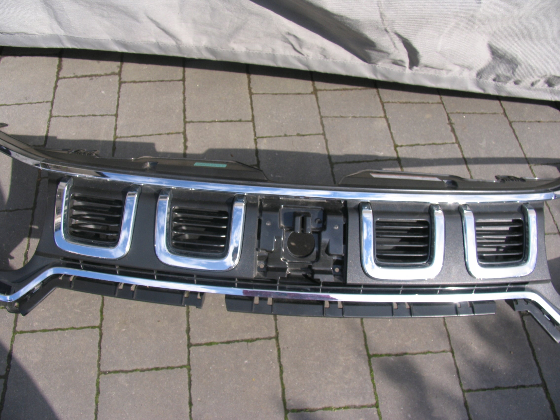 Kühlergrill Suzuki I IGNIS IGNIS III FRONTGRILL 721117350 Kühlergitter