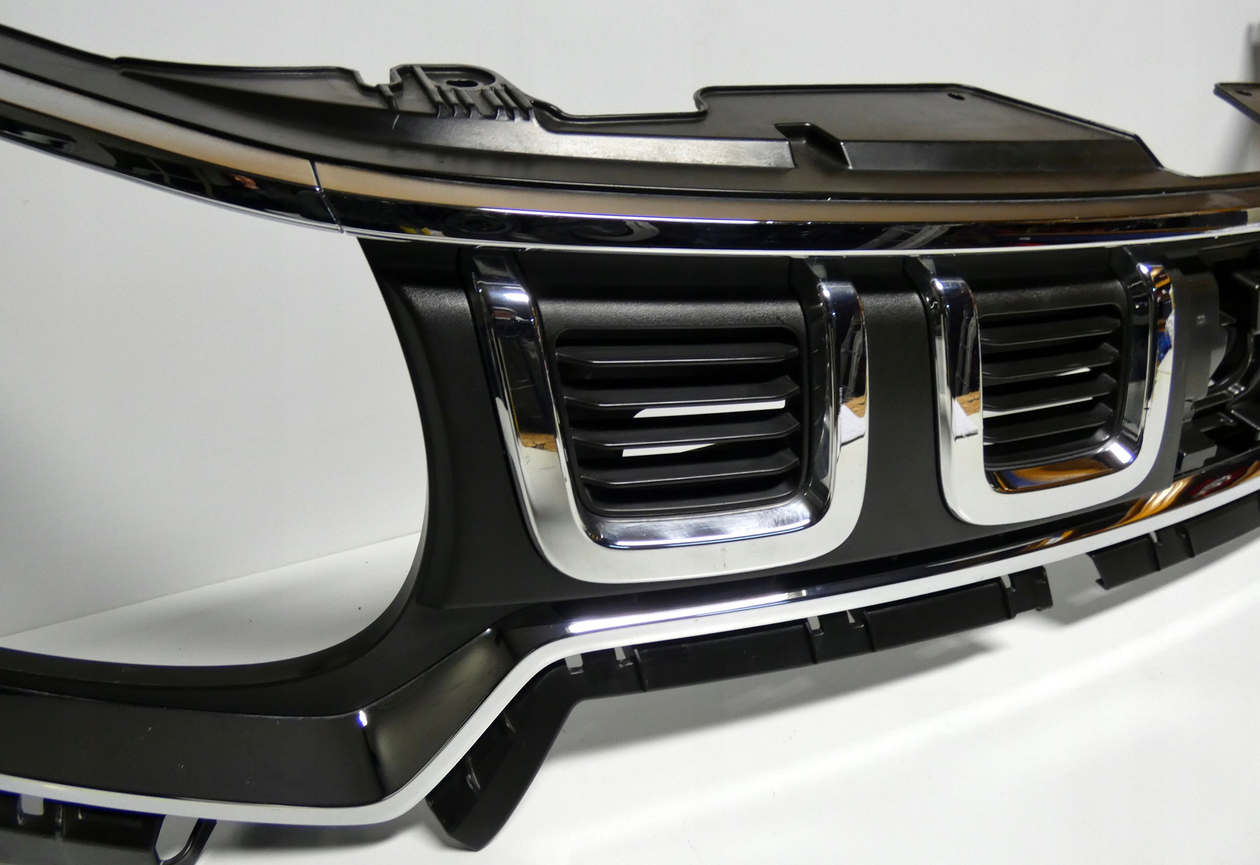 Kühlergrill Suzuki I IGNIS IGNIS 3 FRONTGRILL 7211173907 Kühlergitter