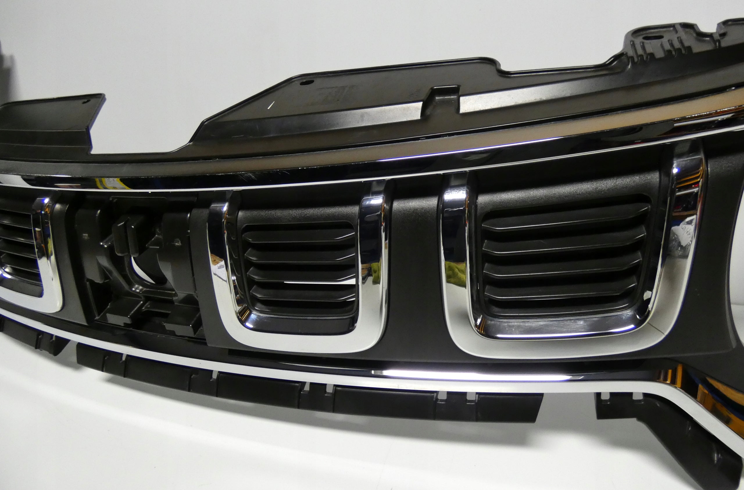 Kühlergrill Suzuki I IGNIS IGNIS 3 FRONTGRILL 7211173907 Kühlergitter