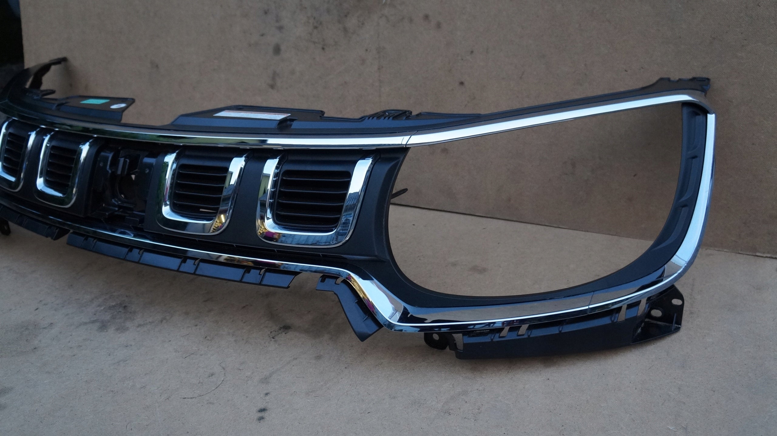 Kühlergrill Suzuki I IGNIS IGNIS 3 III FRONTGRILL 7211173S07 Kühlergitter