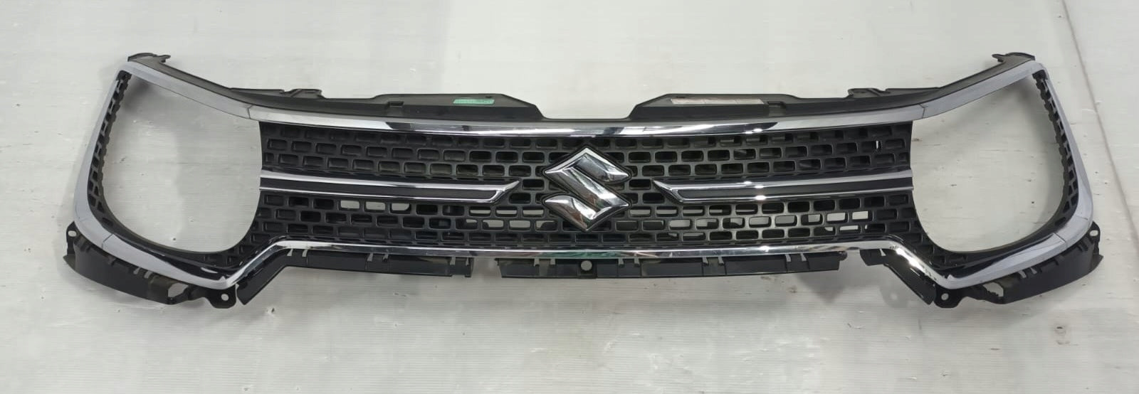  Radiator grille Suzuki I IGNIS IGNIS III FRONT GRILL 7211262R0 Radiator grille  product image