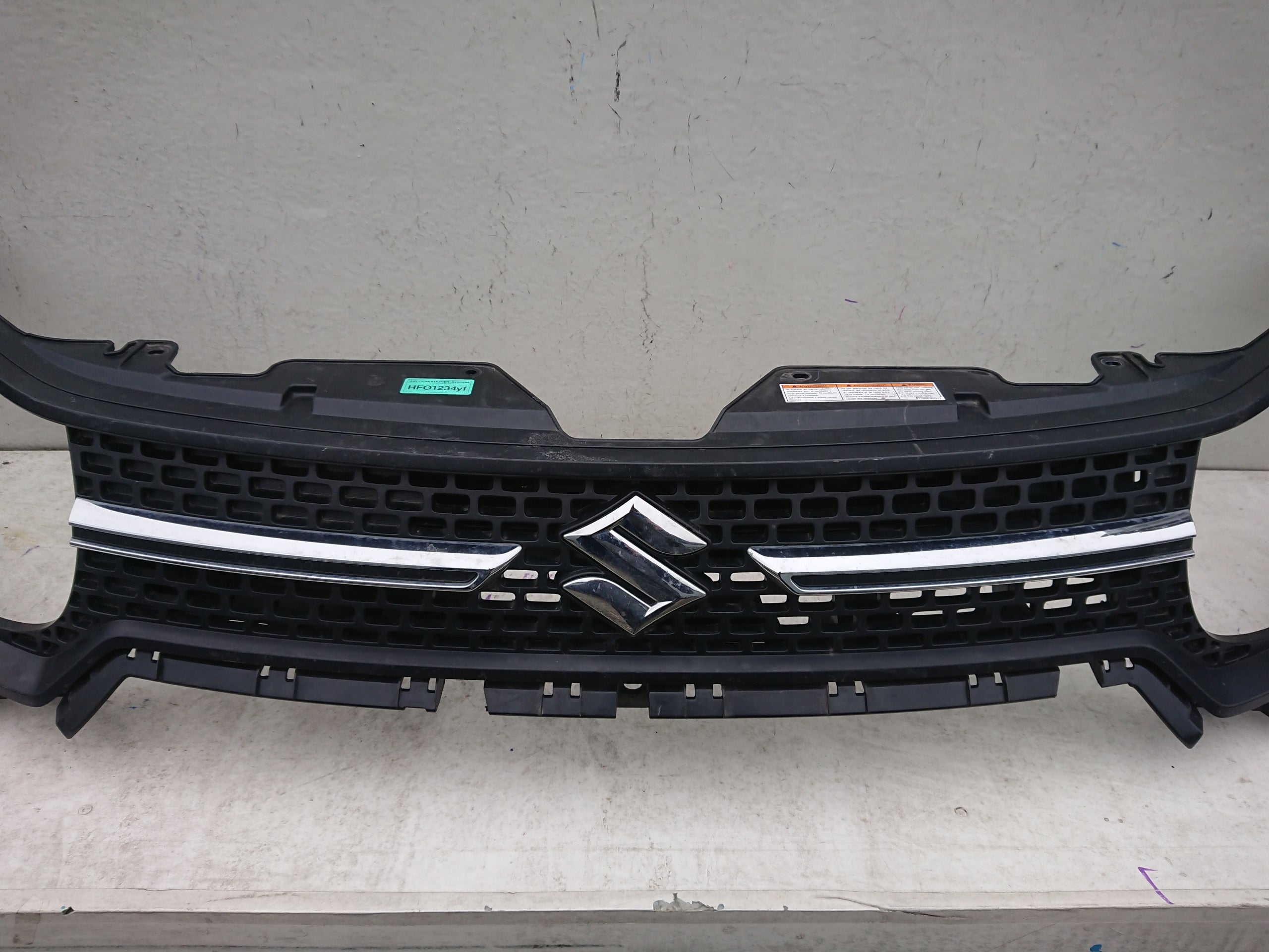 Kühlergrill Suzuki IGNIS 3 I IGNIS FRONTGRILL 7211262r0k Kühlergitter