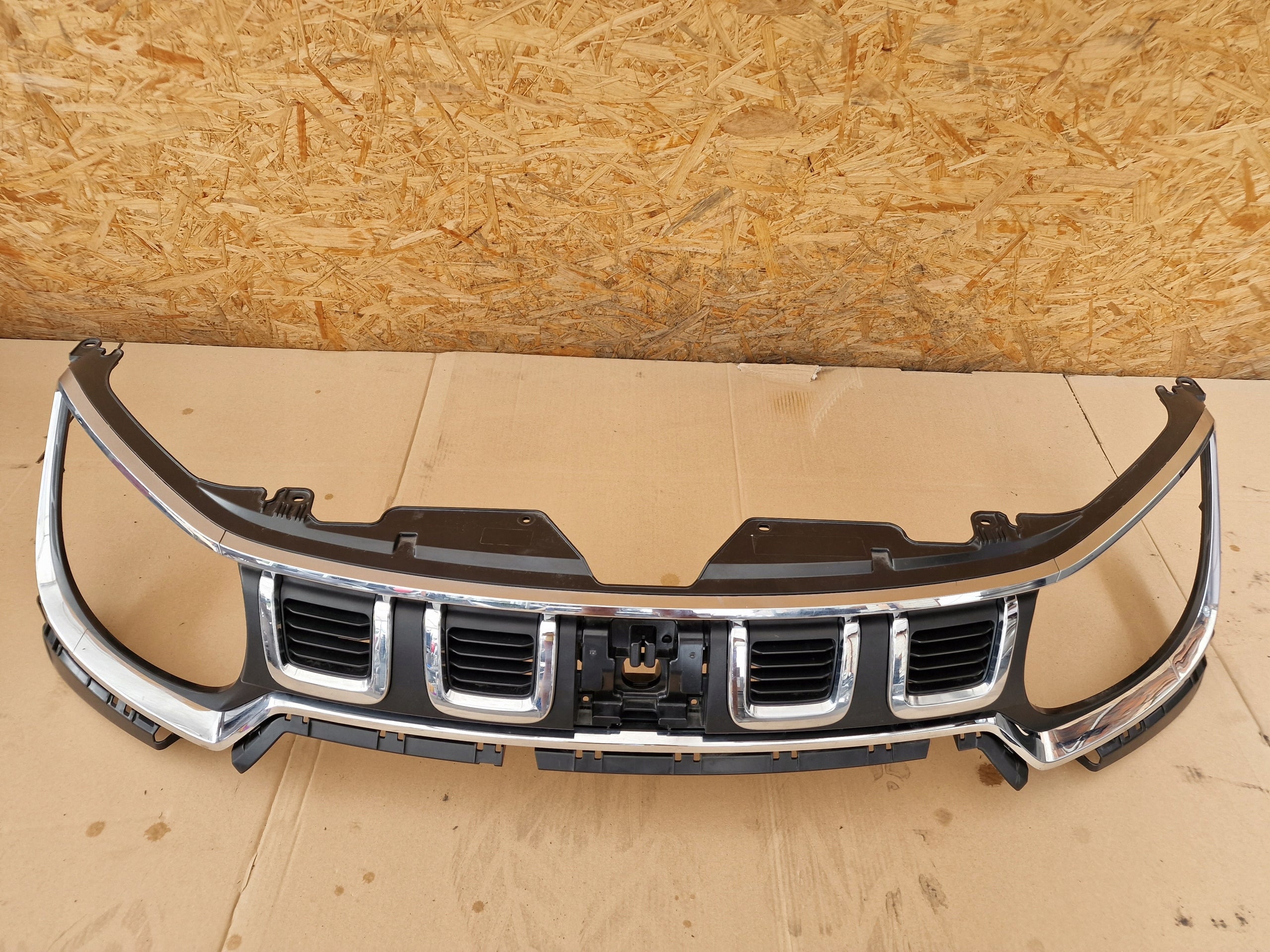  Kühlergrill Suzuki I IGNIS IGNIS III FRONTGRILL 7211173S0S Kühlergitter product image