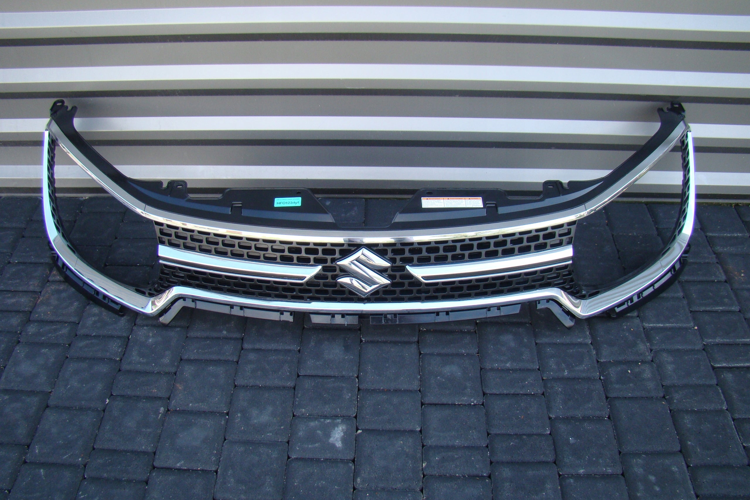  Kühlergrill Suzuki I IGNIS FRONTGRILL Kühlergitter product image