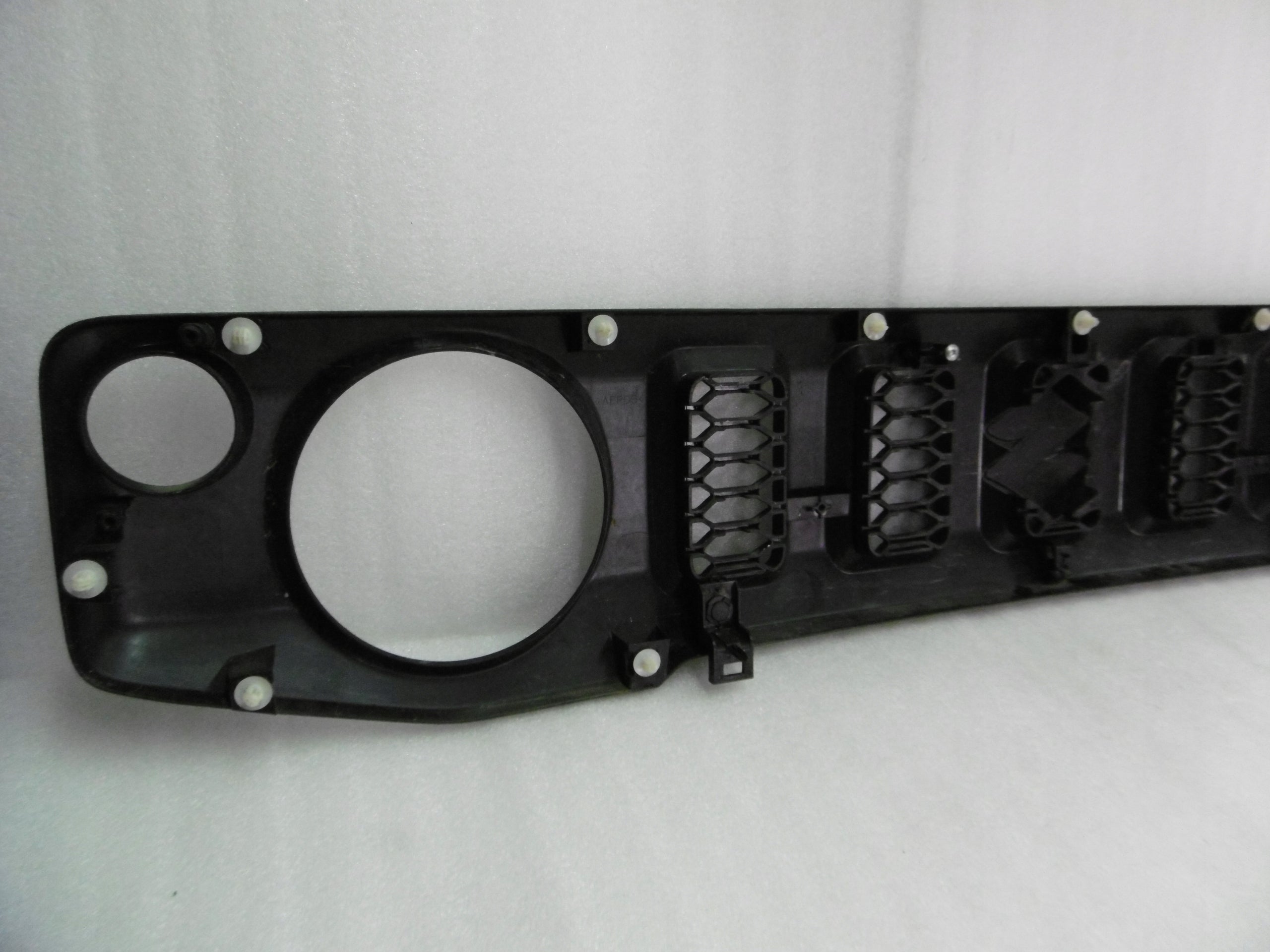 Kühlergrill Suzuki JIMNY FRONTGRILL 7211178R07 Kühlergitter