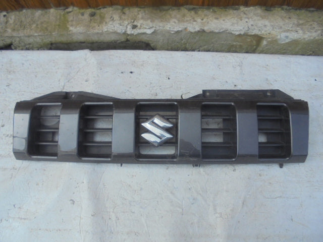 Kühlergrill Suzuki JIMNY FRONTGRILL 7211157M0 Kühlergitter