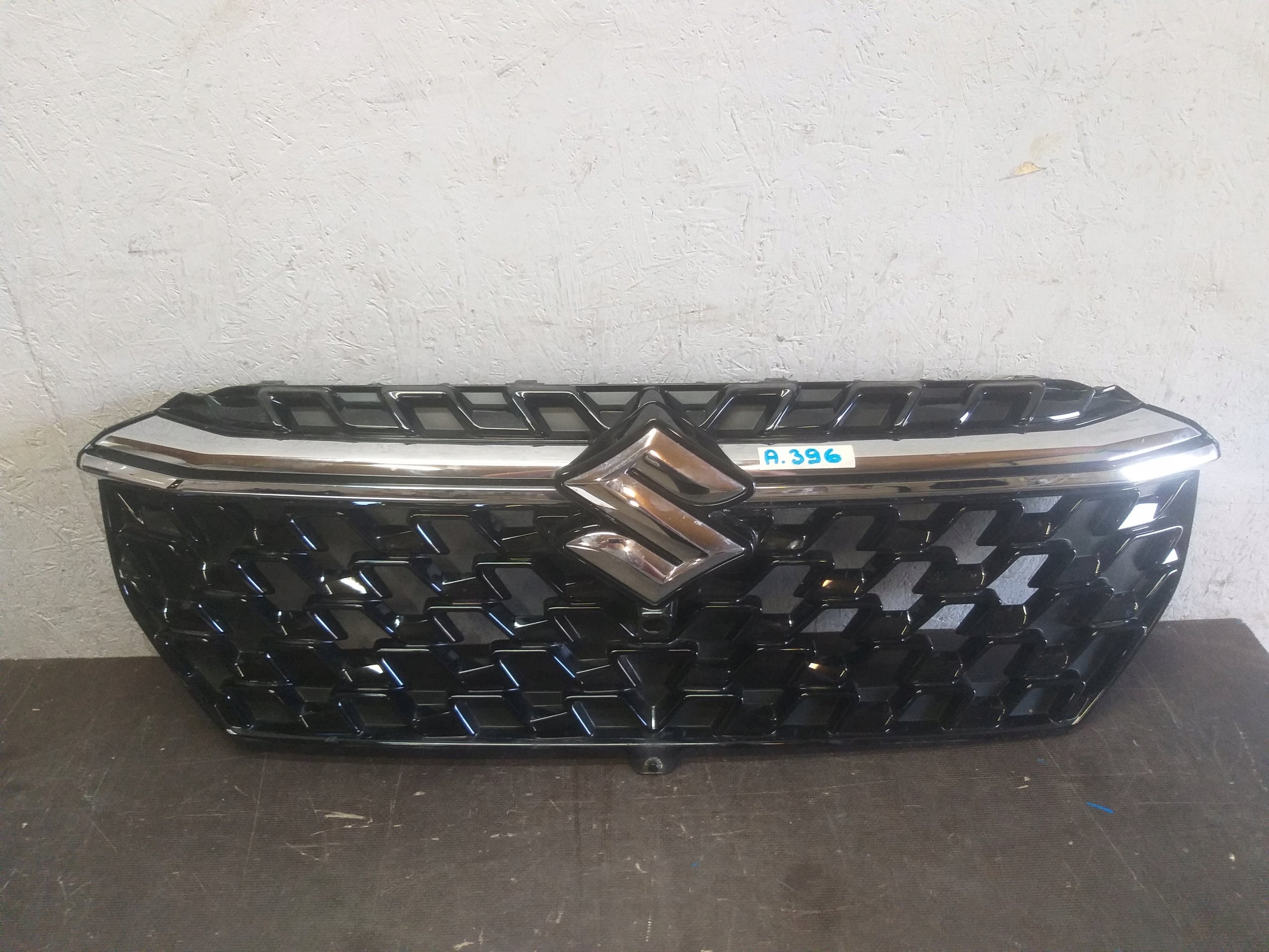  Kühlergrill Suzuki S CROSS I SCROSS SX4 FRONTGRILL 7174163T0A Kühlergitter product image