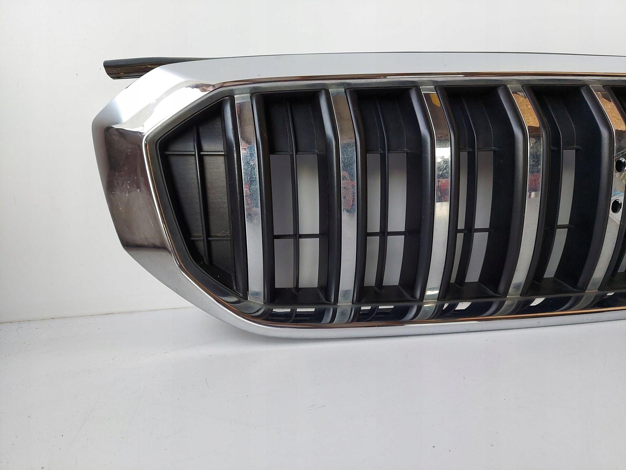 Kühlergrill Suzuki SCROSS SX4 FRONTGRILL 7174164R07 Kühlergitter