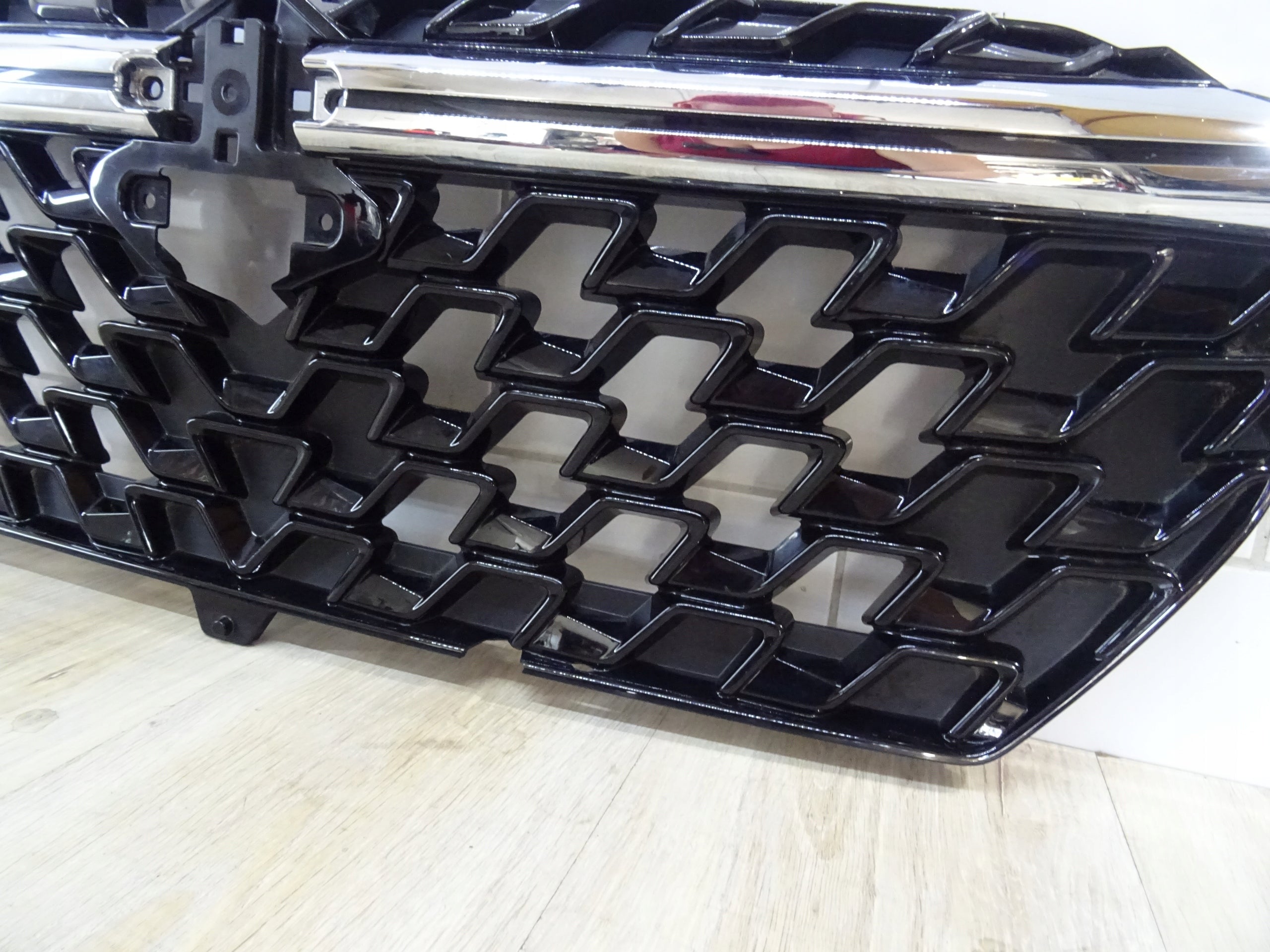 Kühlergrill Suzuki SCROSS I SX4 I SCROSS FRONTGRILL 7174163T0 Kühlergitter