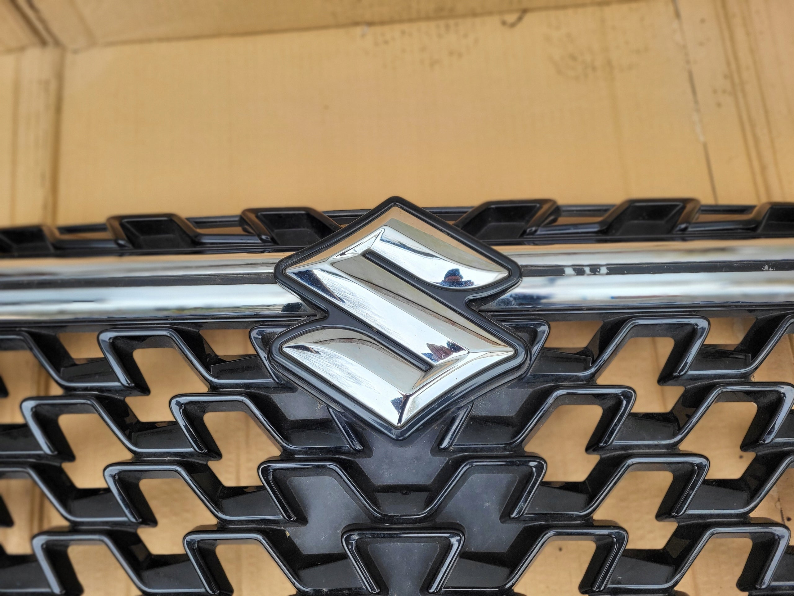 Kühlergrill Suzuki SX4 I SCROSS FRONTGRILL Kühlergitter