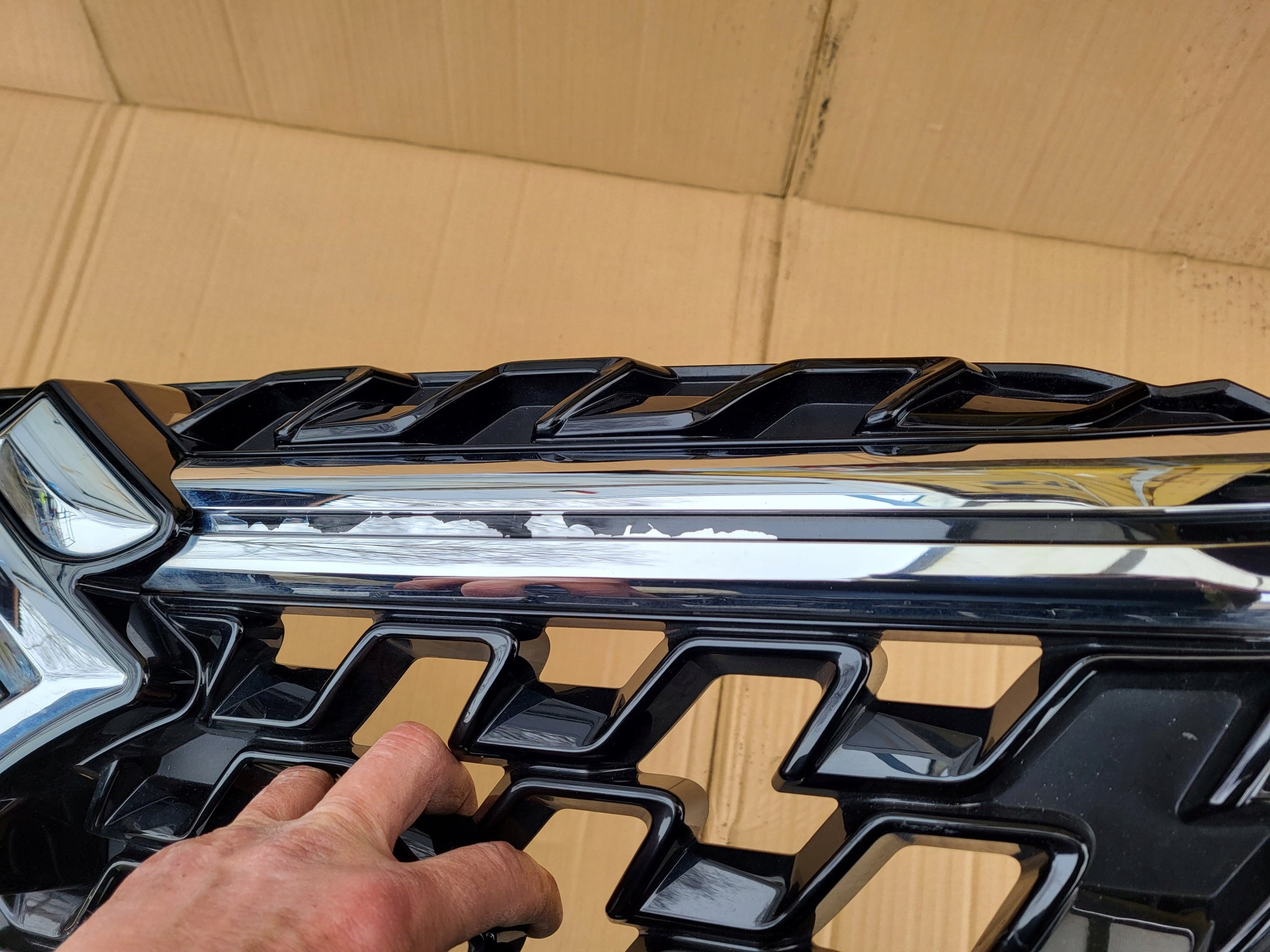 Kühlergrill Suzuki SX4 I SCROSS FRONTGRILL Kühlergitter