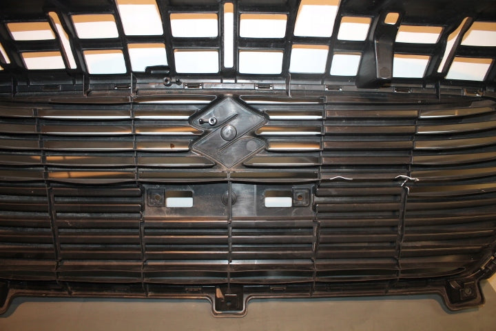 Kühlergrill Suzuki SWIFT VI I SWIFT FRONTGRILL 7174152R00 Kühlergitter