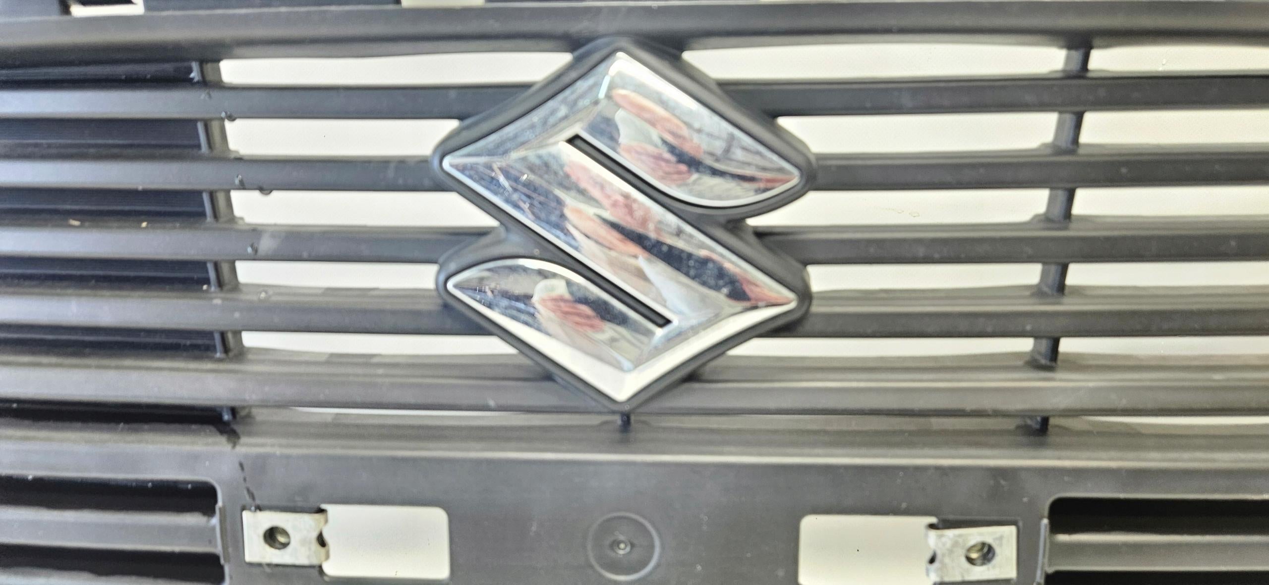 Kühlergrill Suzuki I SWIFT FRONTGRILL 72020ATRAP Kühlergitter